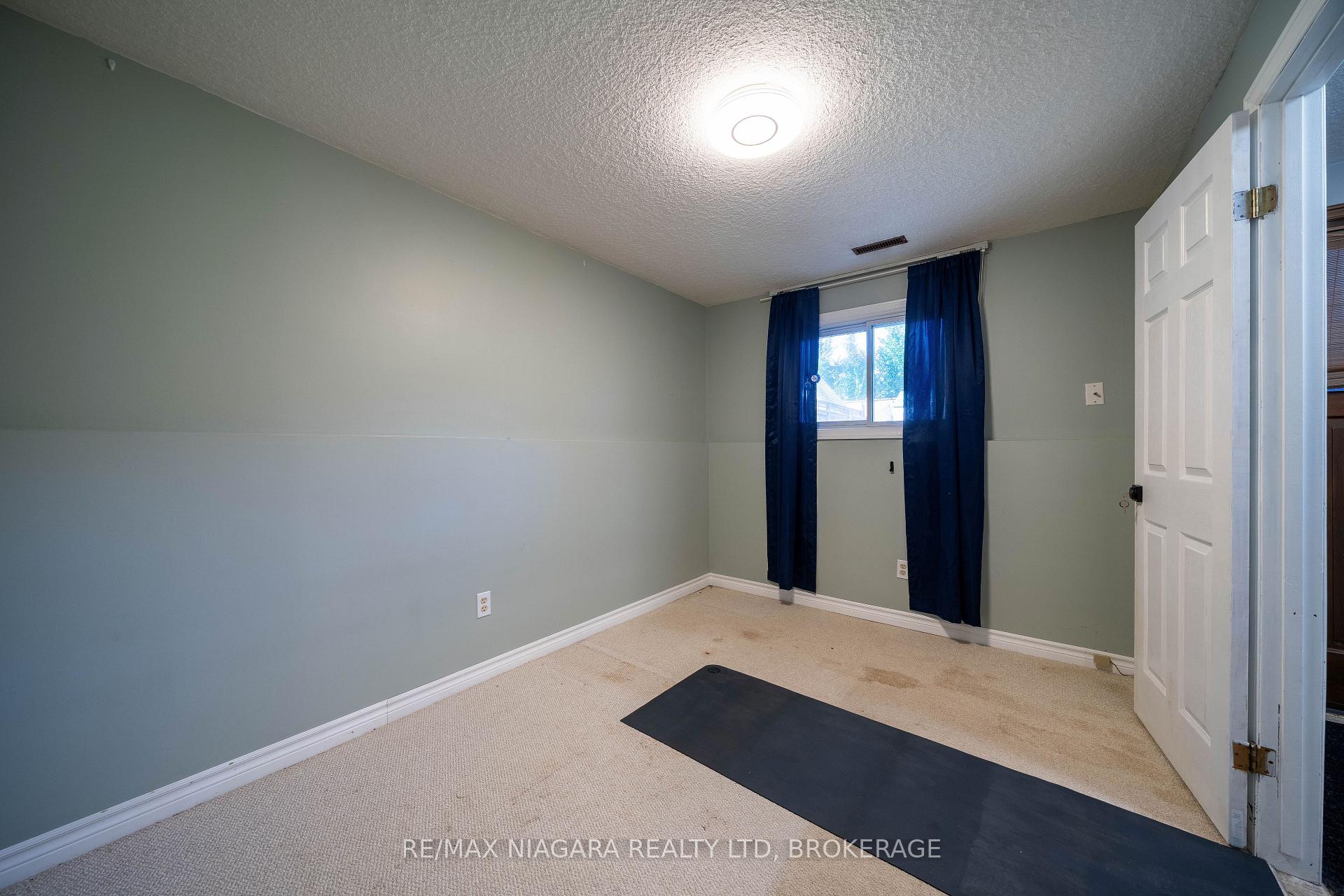 Photo 29 of 7107 Woodgate Street, Niagara Falls, Casey — HOMEH