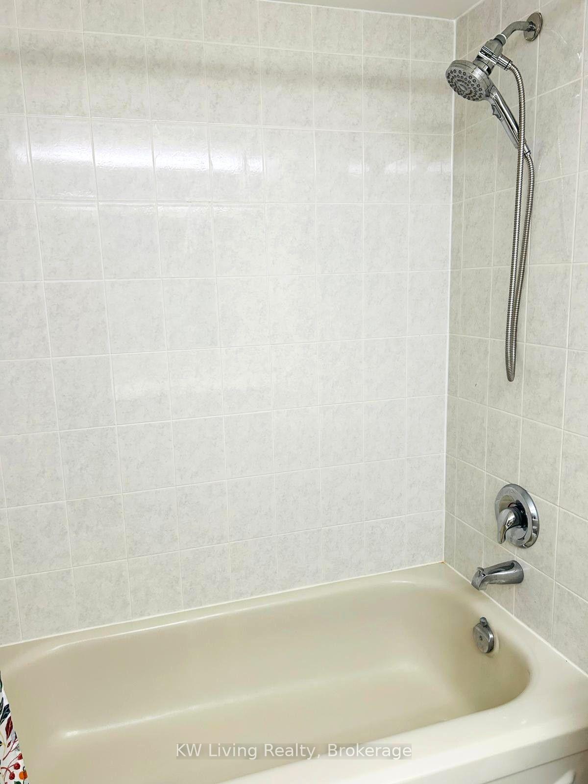 Photo 19 of Unit 1908, 55 Skymark Drive, North York, Hillcrest Village — HOMEH