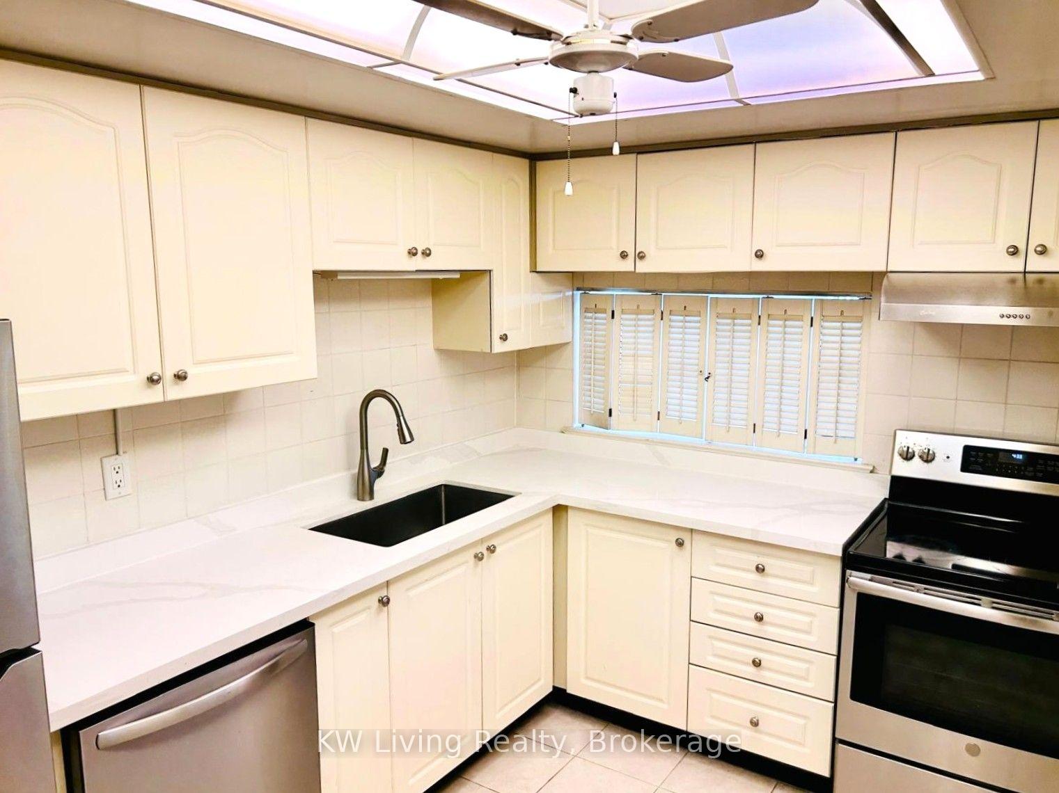 Photo 21 of Unit 1908, 55 Skymark Drive, North York, Hillcrest Village — HOMEH