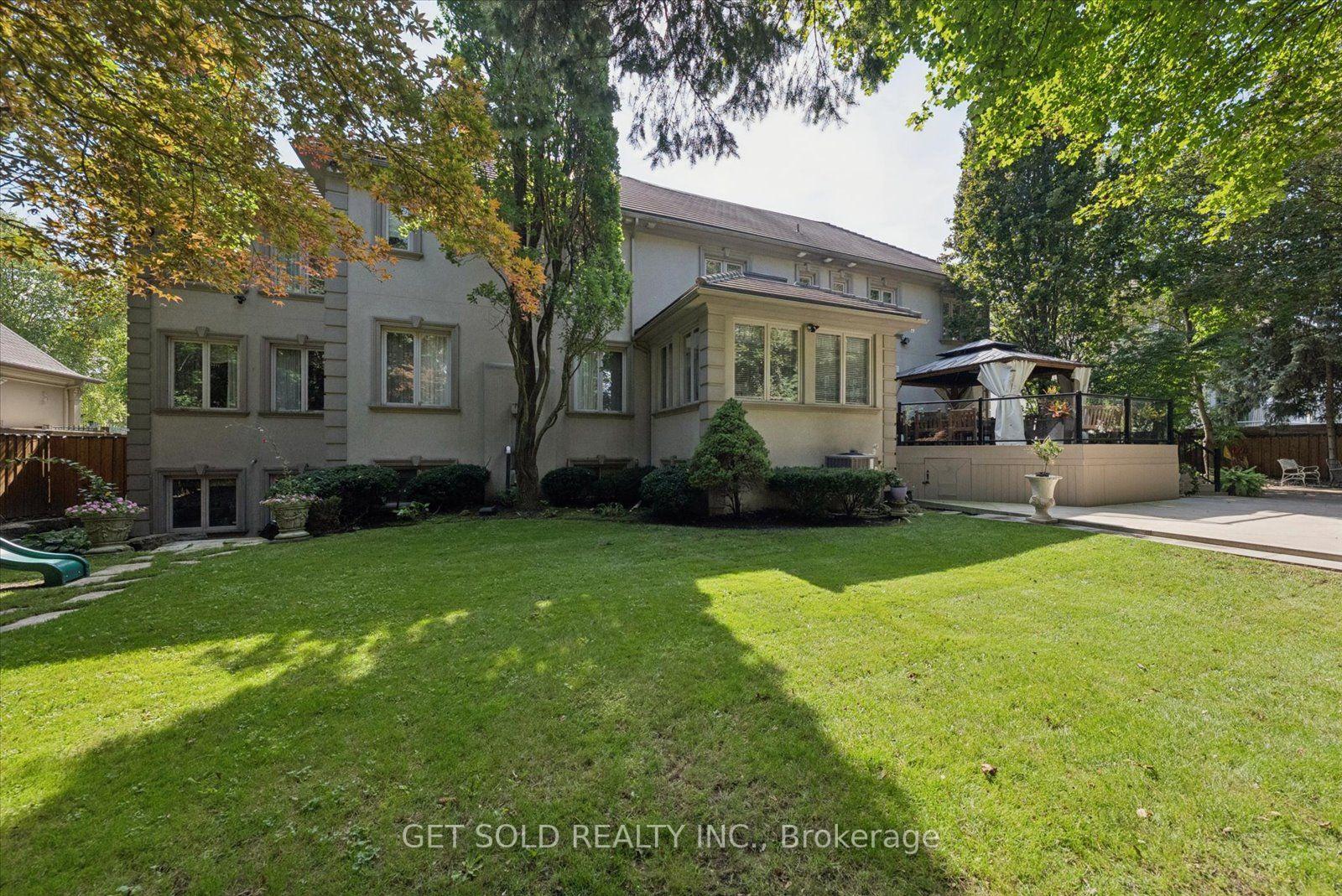 Photo 47 of 46 Wimpole Drive, North York, St. Andrew-Windfields — HOMEH