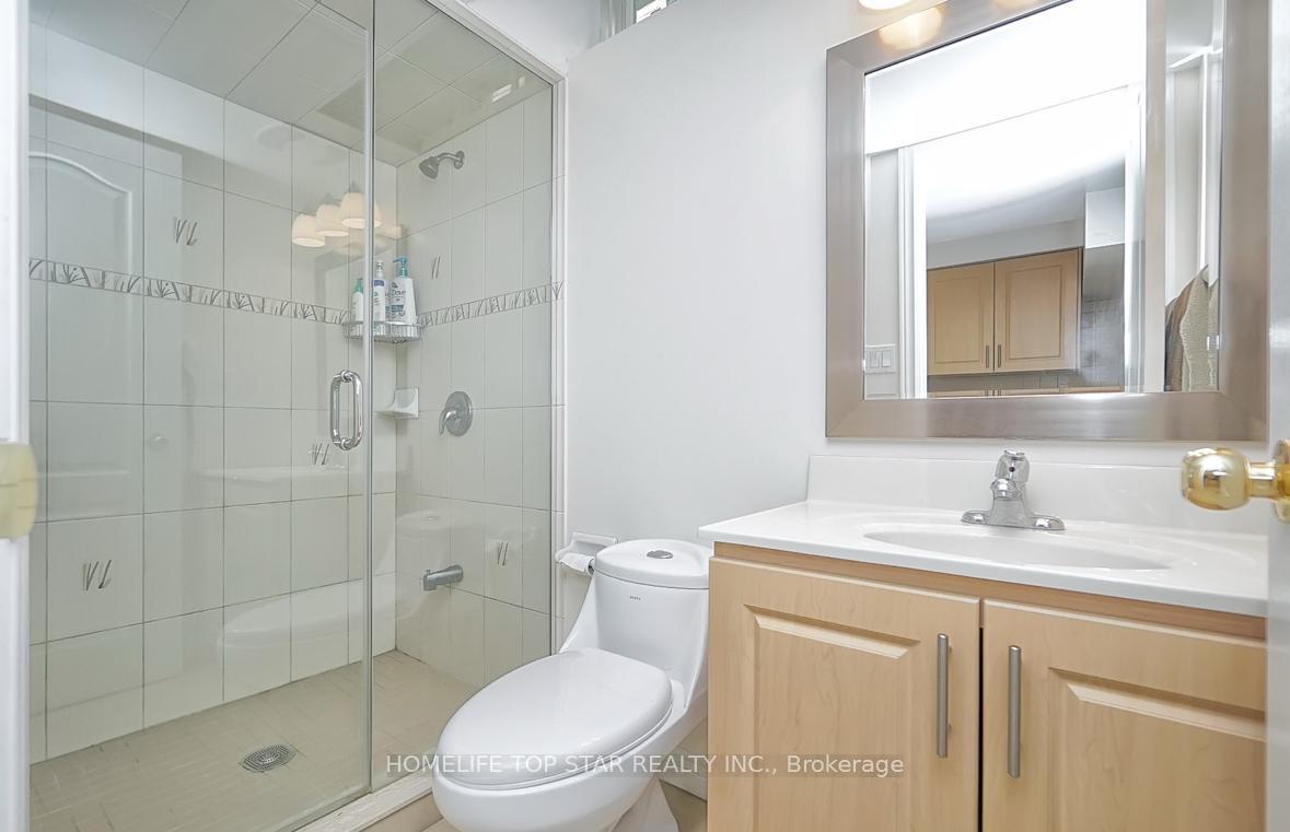 Photo 3 of 48 Dairy Drive, Scarborough, Clairlea-Birchmount — HOMEH
