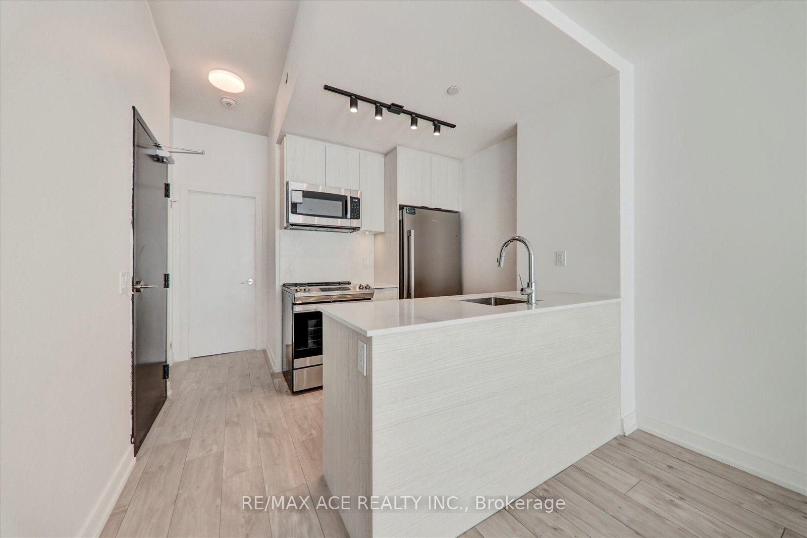Photo 8 of Unit 11, 168 Clonmore Drive, Scarborough, Birchcliffe-Cliffside — HOMEH