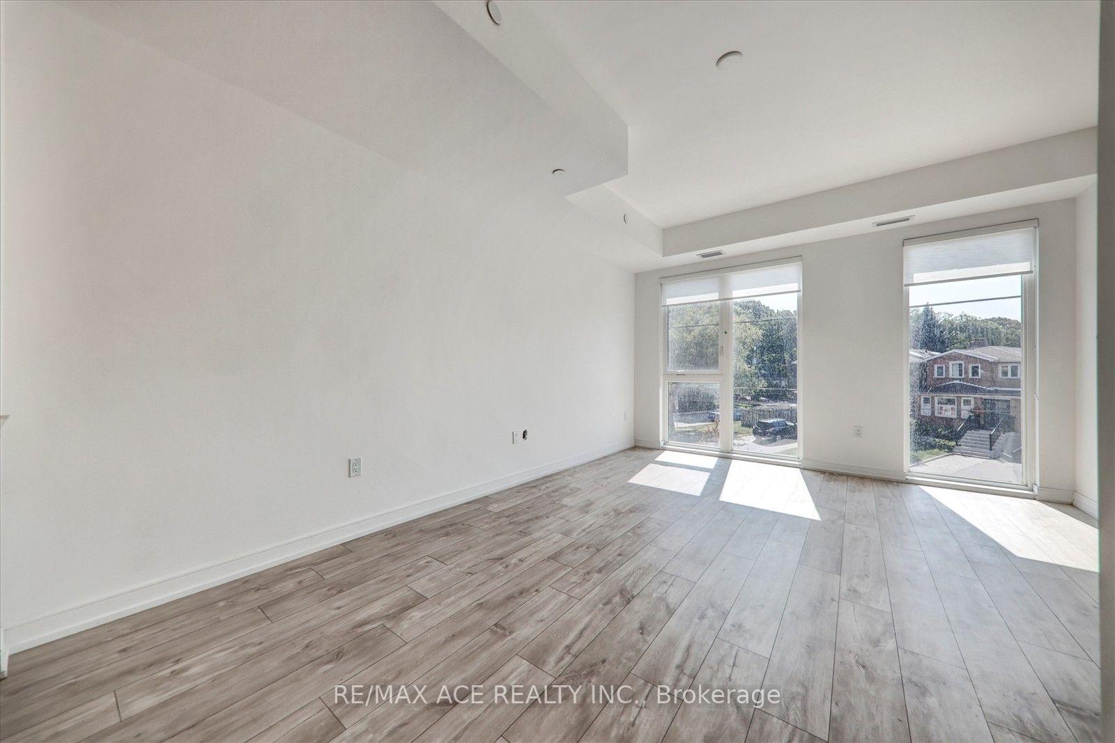 Photo 12 of Unit 11, 168 Clonmore Drive, Scarborough, Birchcliffe-Cliffside — HOMEH
