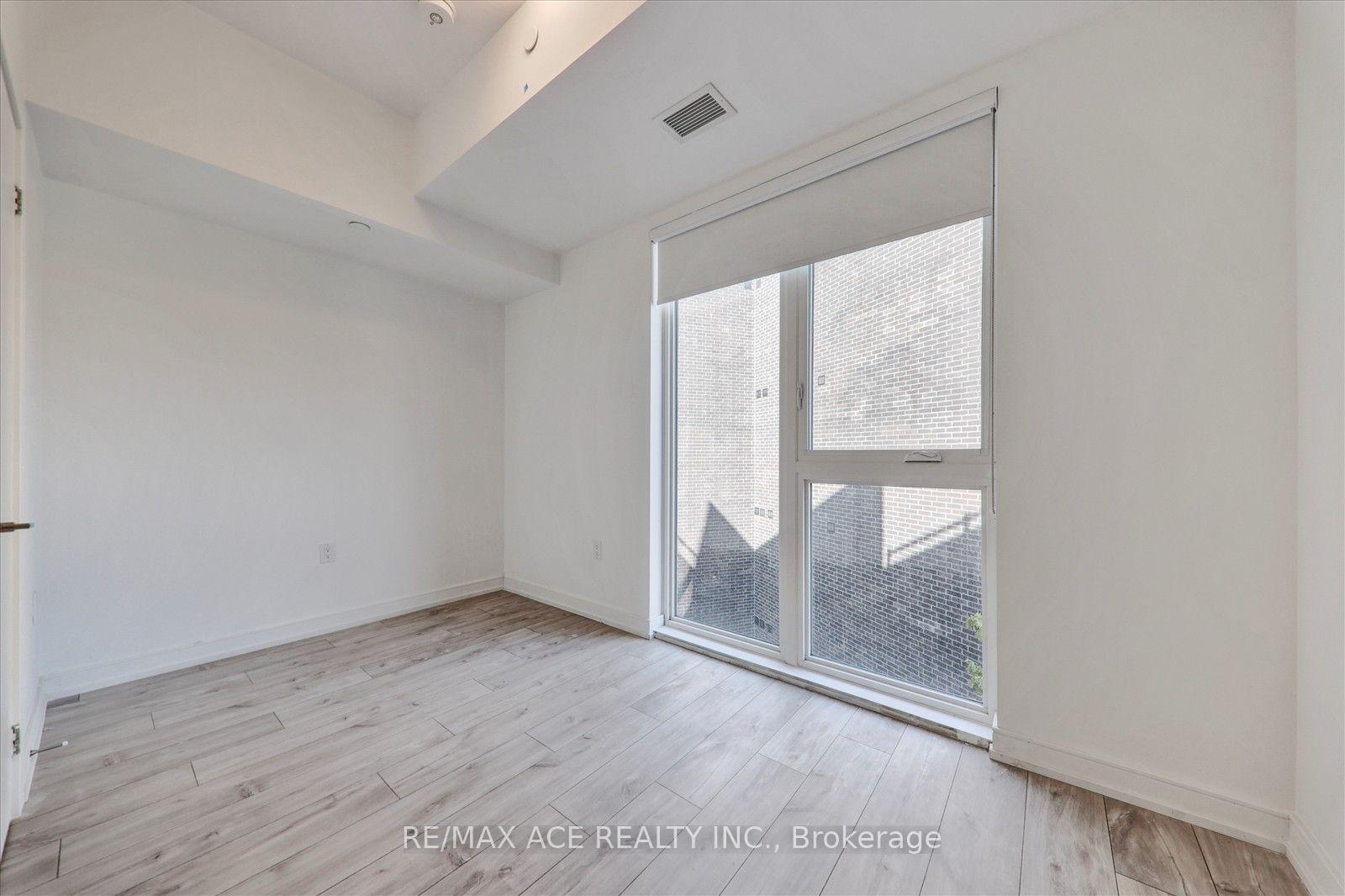 Photo 17 of Unit 11, 168 Clonmore Drive, Scarborough, Birchcliffe-Cliffside — HOMEH