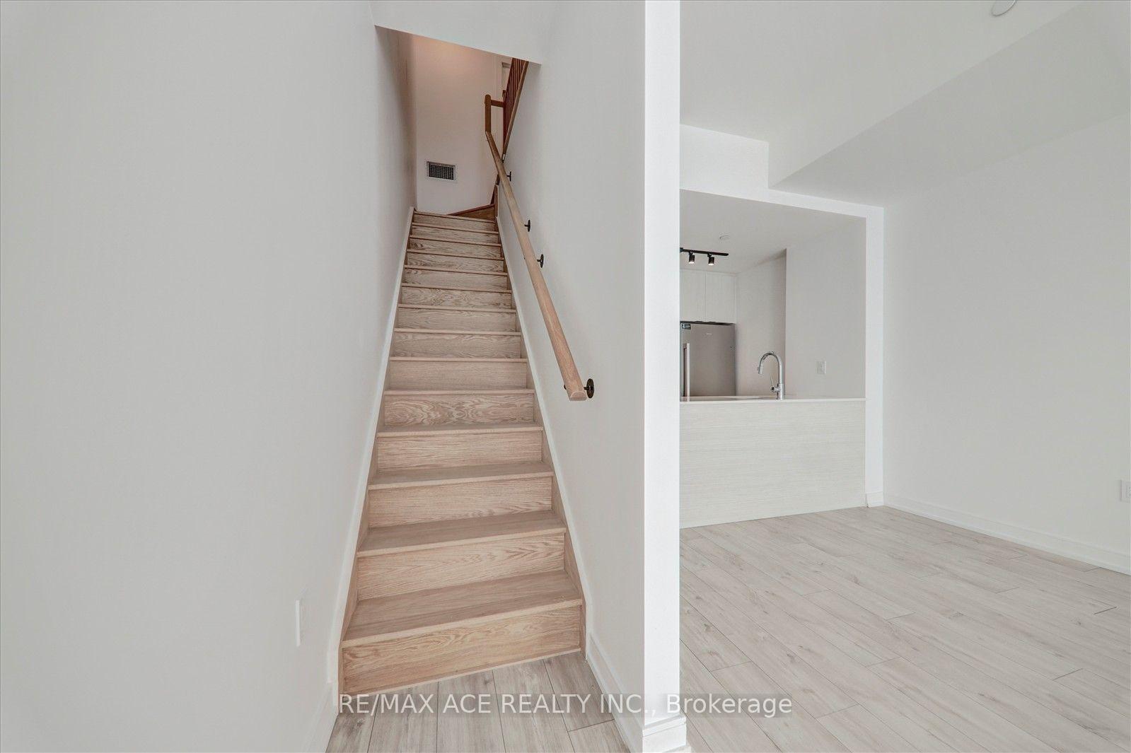 Photo 19 of Unit 11, 168 Clonmore Drive, Scarborough, Birchcliffe-Cliffside — HOMEH