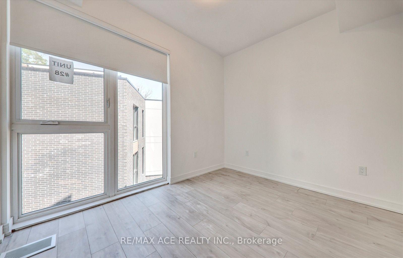 Photo 22 of Unit 11, 168 Clonmore Drive, Scarborough, Birchcliffe-Cliffside — HOMEH