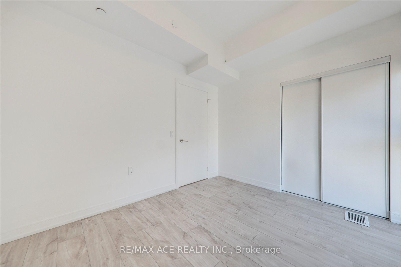 Photo 23 of Unit 11, 168 Clonmore Drive, Scarborough, Birchcliffe-Cliffside — HOMEH