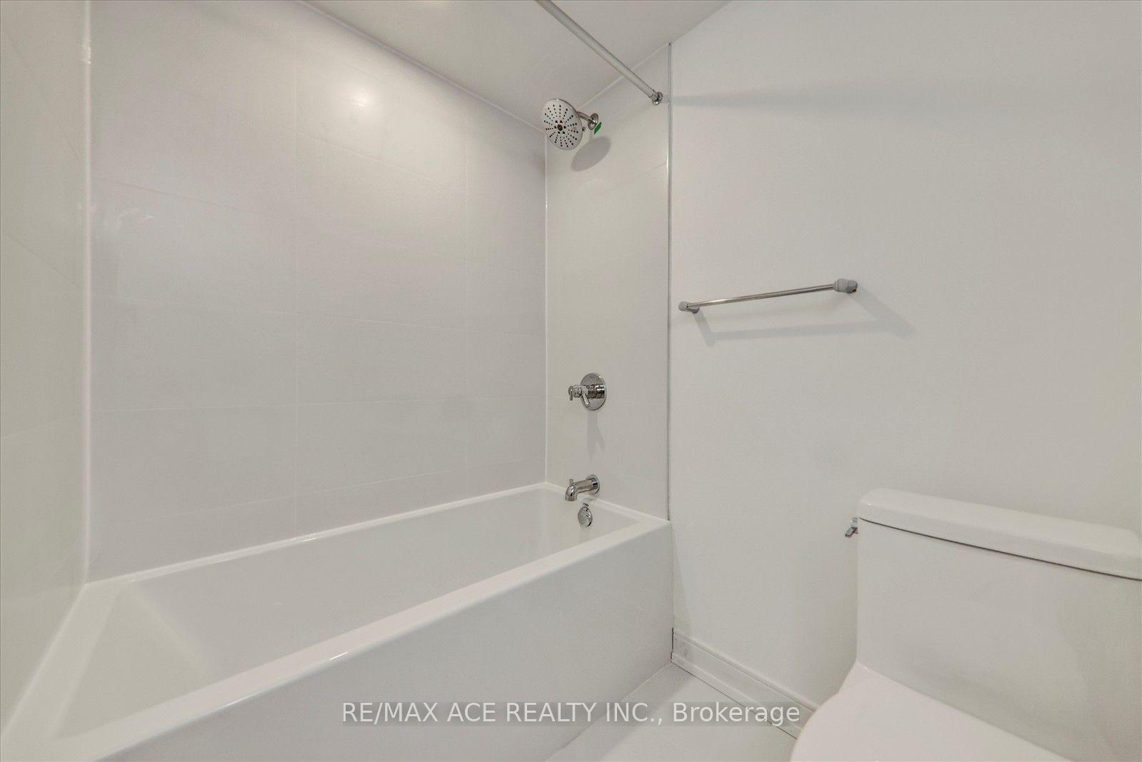 Photo 25 of Unit 11, 168 Clonmore Drive, Scarborough, Birchcliffe-Cliffside — HOMEH
