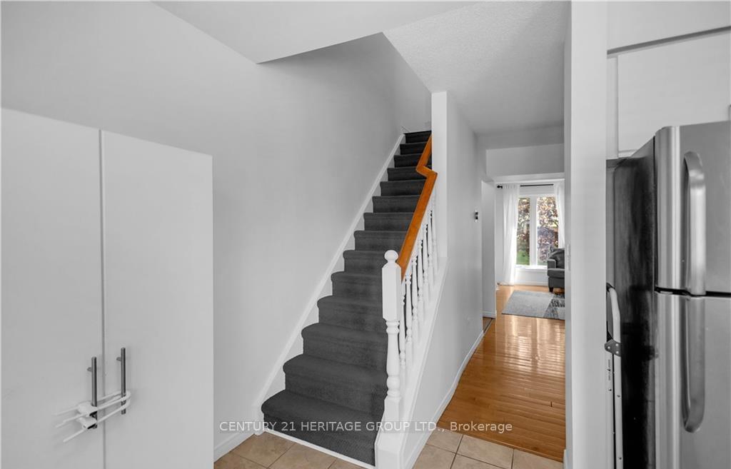 Photo 18 of Unit D, 52 Harris Avenue, Brantford, Braneida Industrial Park — HOMEH