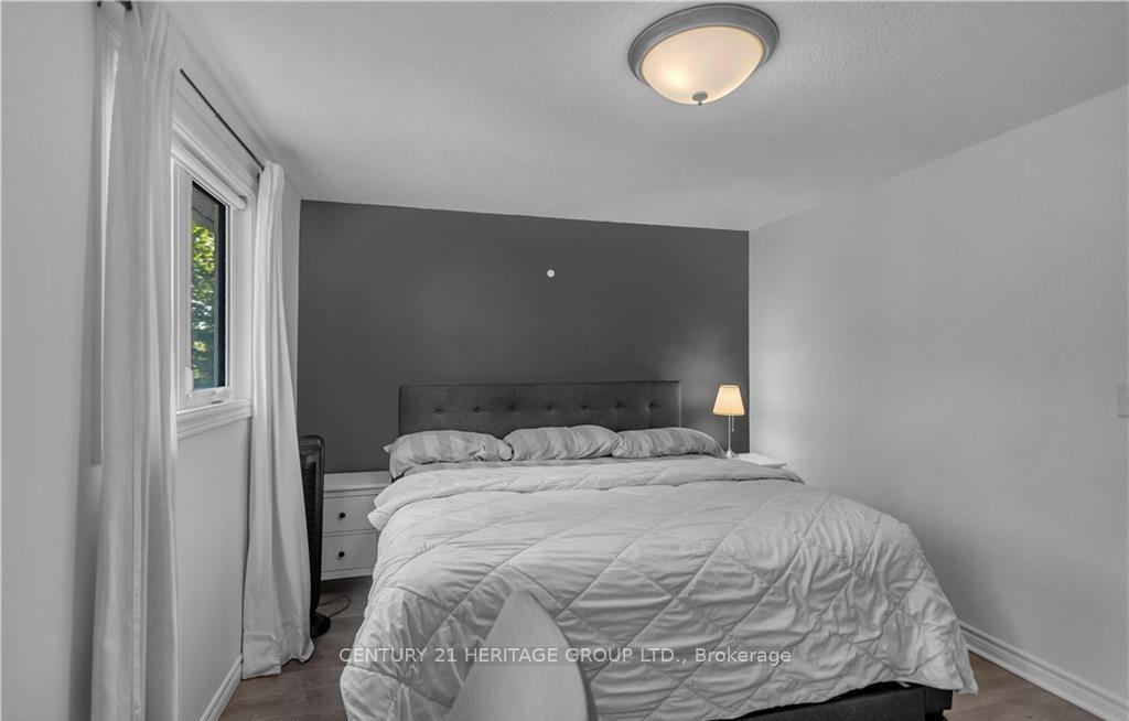 Photo 21 of Unit D, 52 Harris Avenue, Brantford, Braneida Industrial Park — HOMEH