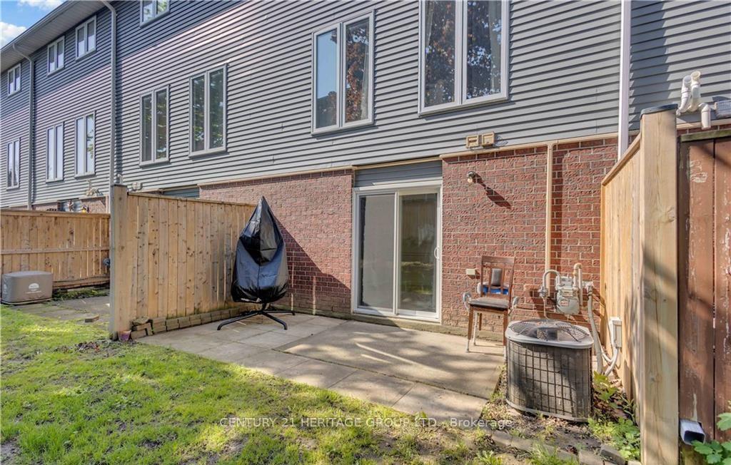 Photo 35 of Unit D, 52 Harris Avenue, Brantford, Braneida Industrial Park — HOMEH