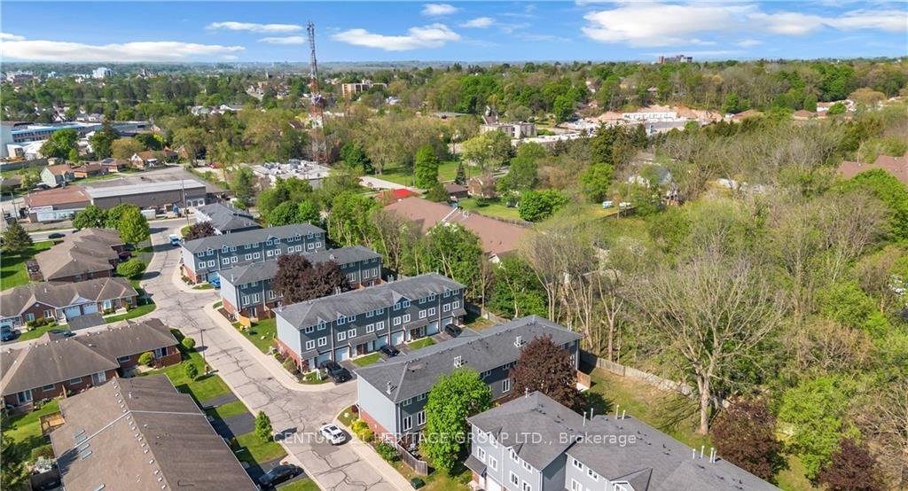 Photo 40 of Unit D, 52 Harris Avenue, Brantford, Braneida Industrial Park — HOMEH