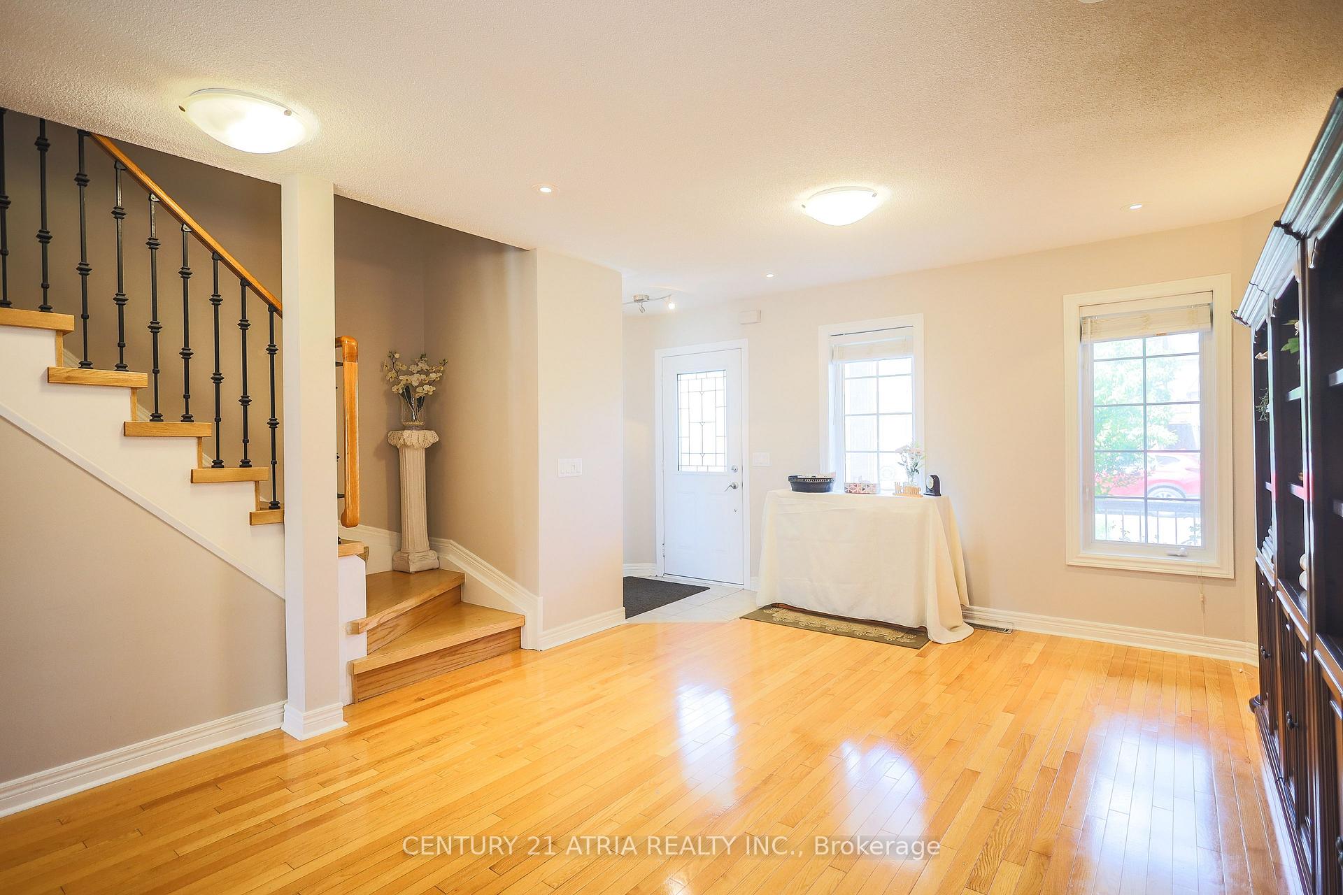 Photo 13 of 24 William Grant Road, Markham, Greensborough — HOMEH