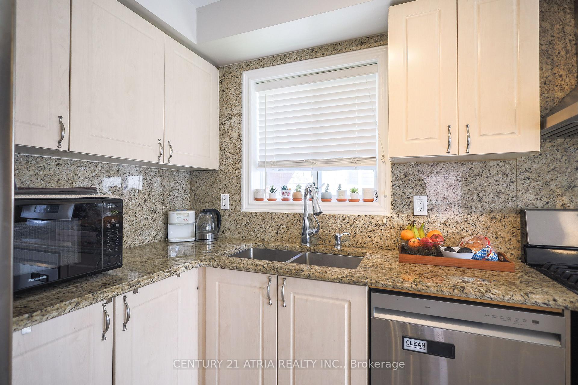 Photo 21 of 24 William Grant Road, Markham, Greensborough — HOMEH