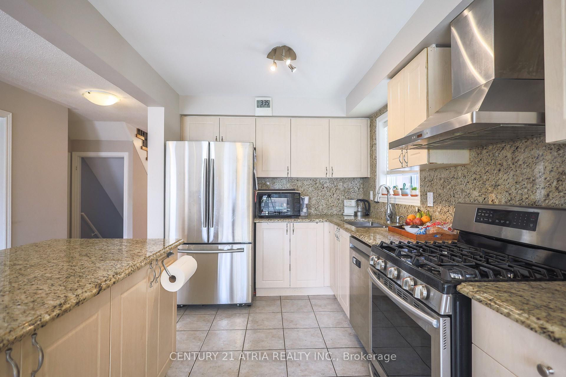 Photo 27 of 24 William Grant Road, Markham, Greensborough — HOMEH
