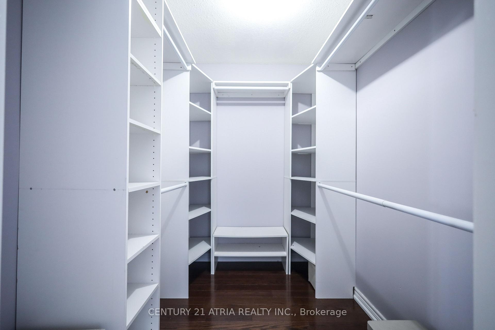 Photo 53 of 24 William Grant Road, Markham, Greensborough — HOMEH