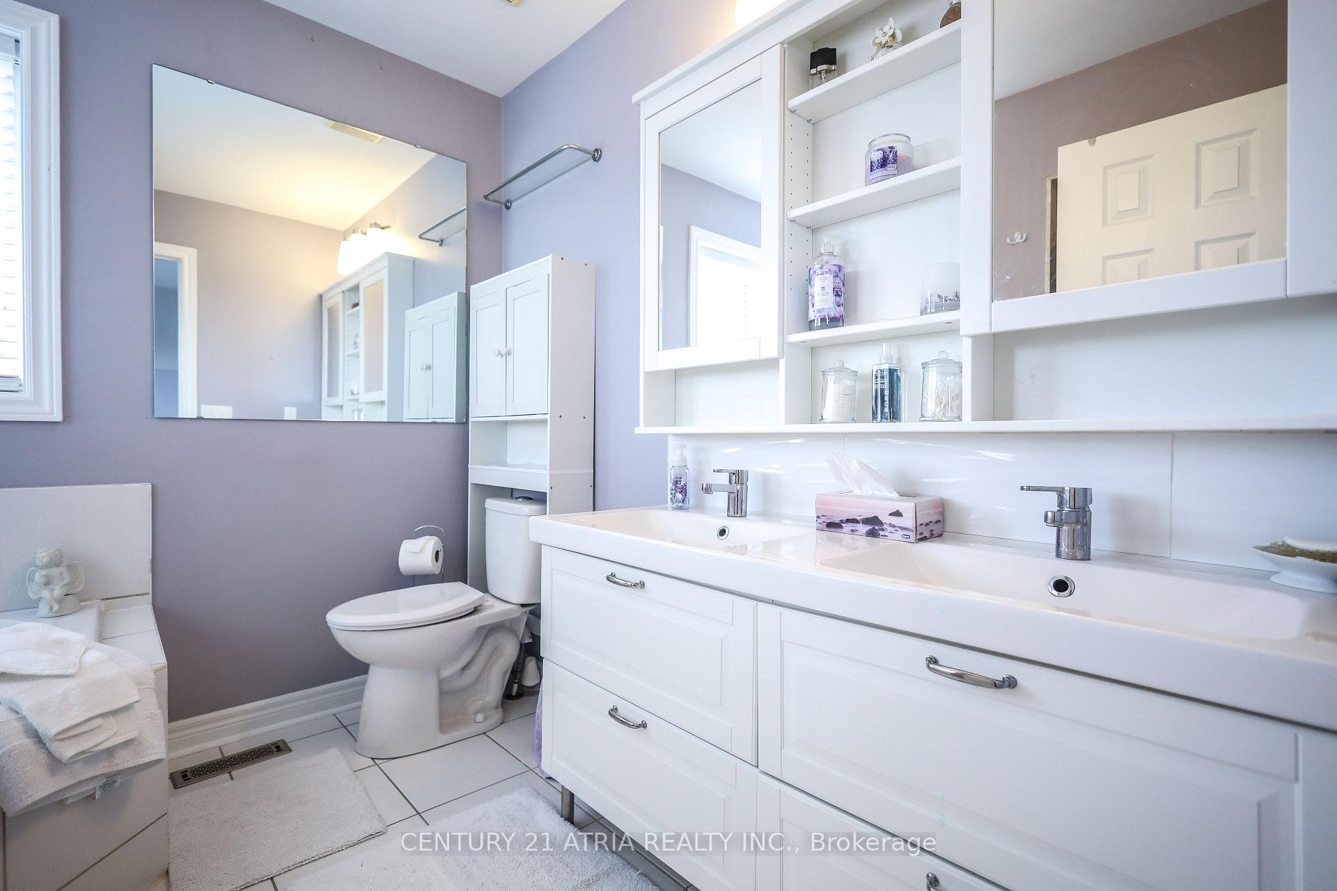 Photo 55 of 24 William Grant Road, Markham, Greensborough — HOMEH