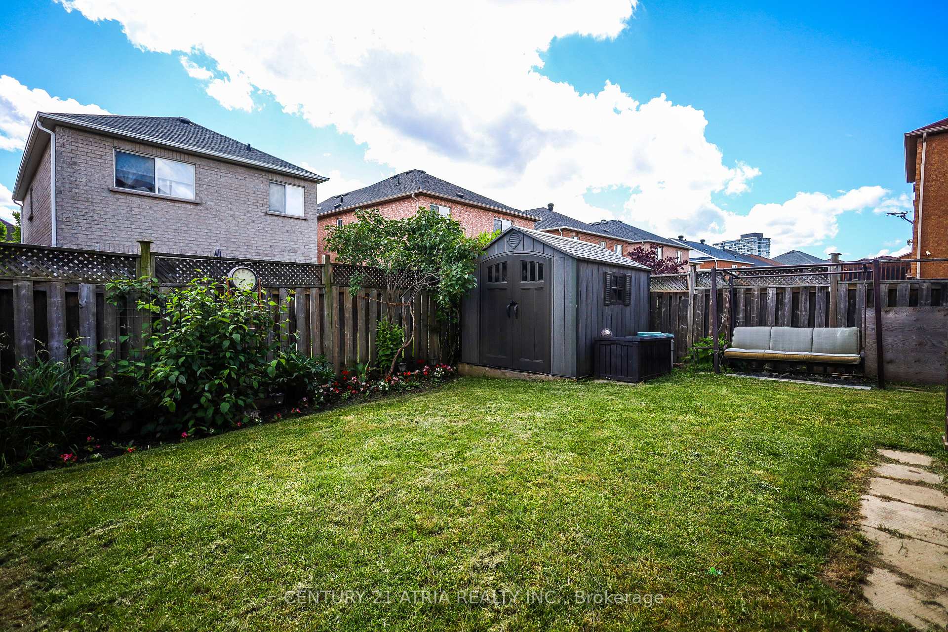 Photo 80 of 24 William Grant Road, Markham, Greensborough — HOMEH