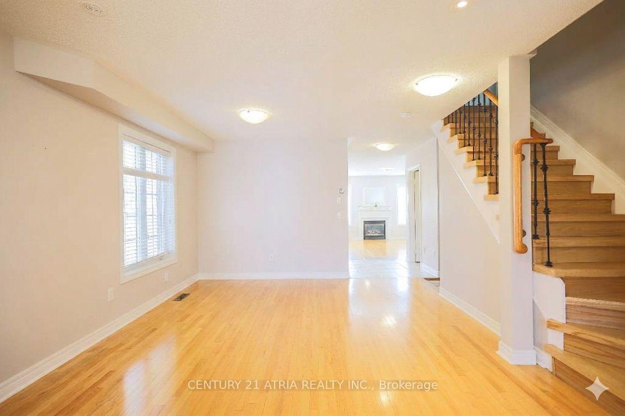Photo 4 of 24 William Grant Road, Markham, Greensborough — HOMEH