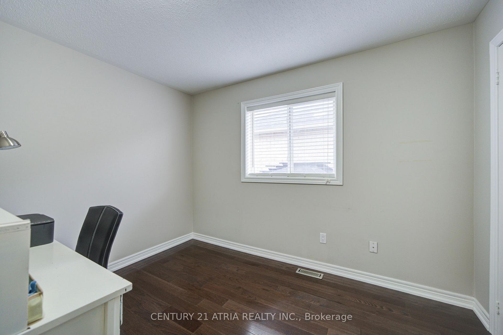 Photo 28 of 24 William Grant Road, Markham, Greensborough — HOMEH