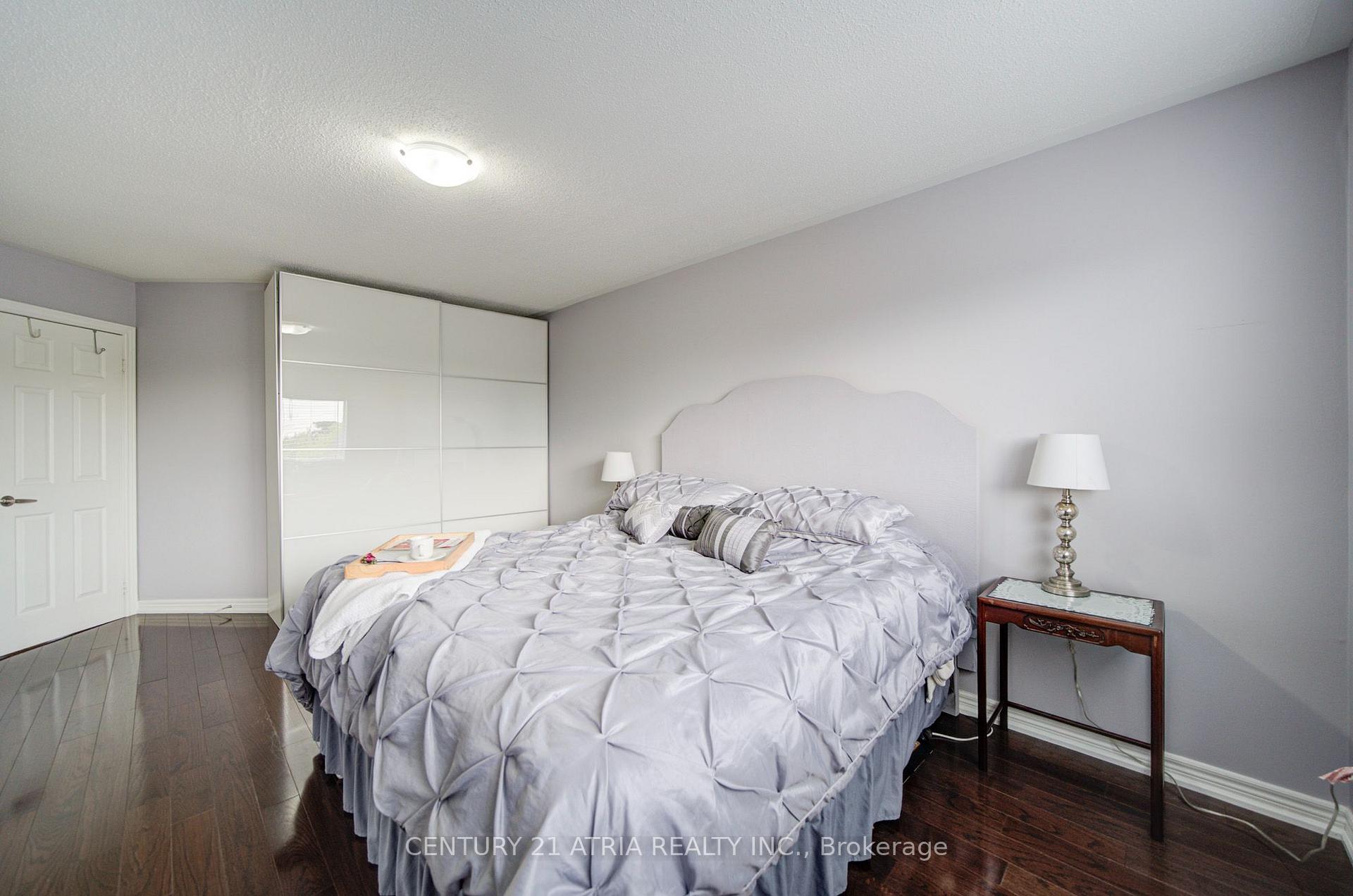 Photo 34 of 24 William Grant Road, Markham, Greensborough — HOMEH
