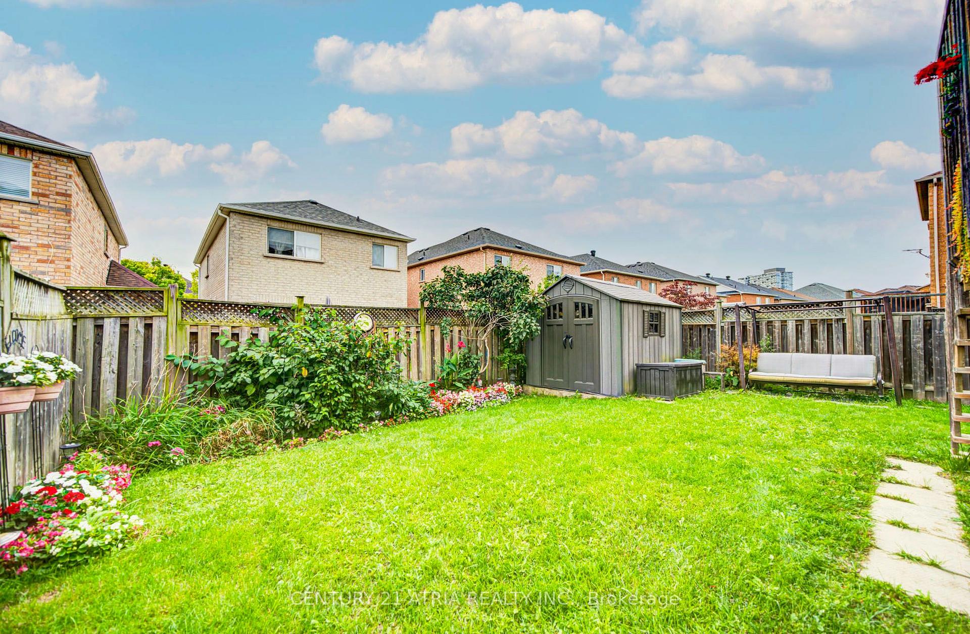 Photo 54 of 24 William Grant Road, Markham, Greensborough — HOMEH