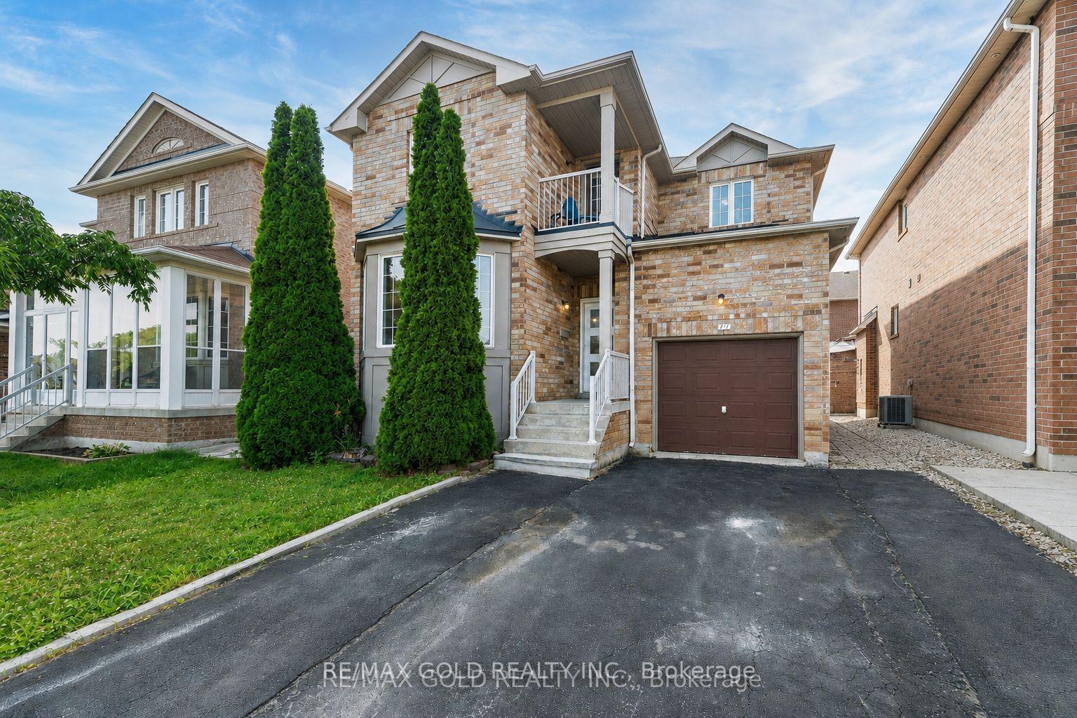 Photo 1 of 77 Schooner Drive, Brampton, Fletcher's Meadow — HOMEH