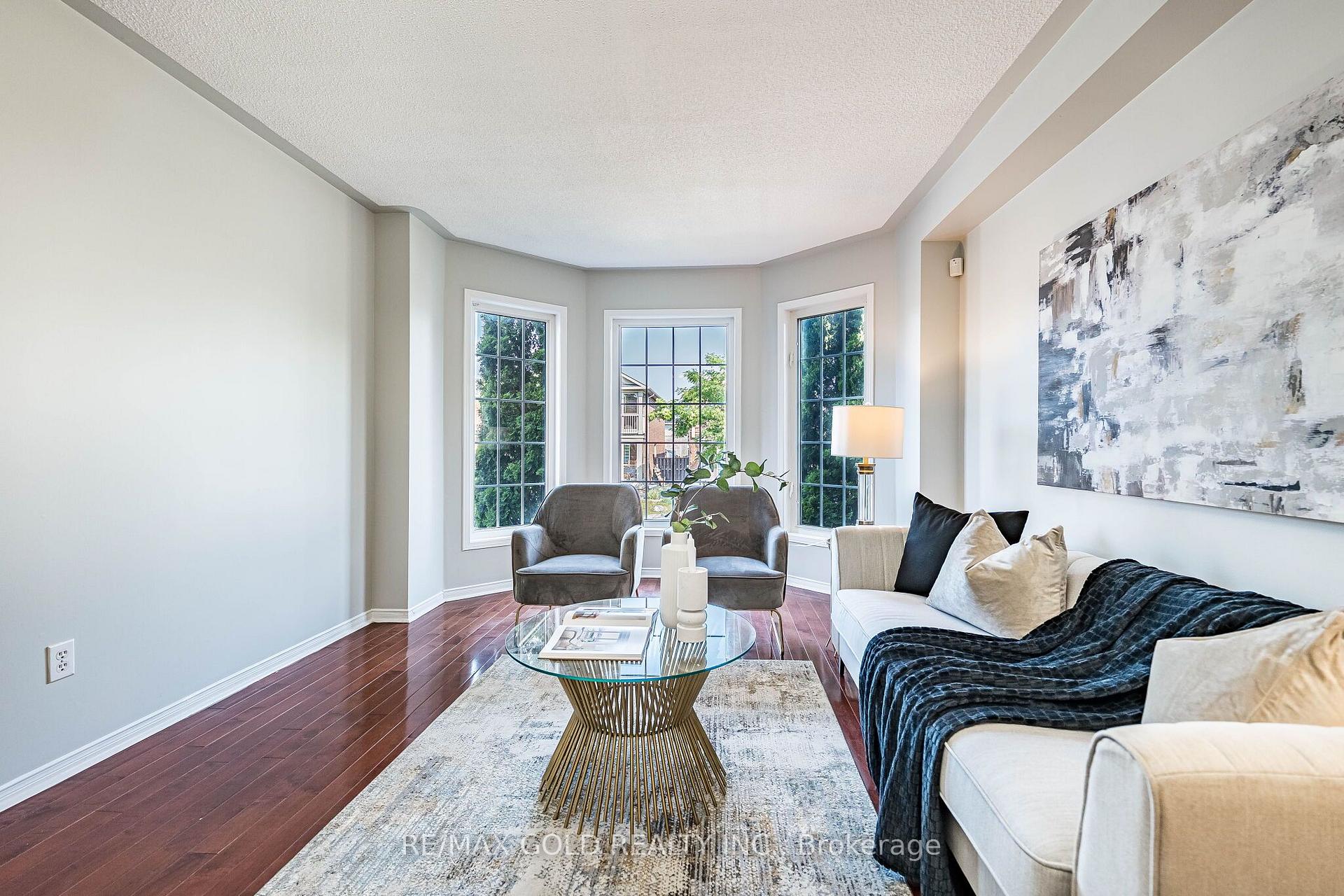 Photo 5 of 77 Schooner Drive, Brampton, Fletcher's Meadow — HOMEH