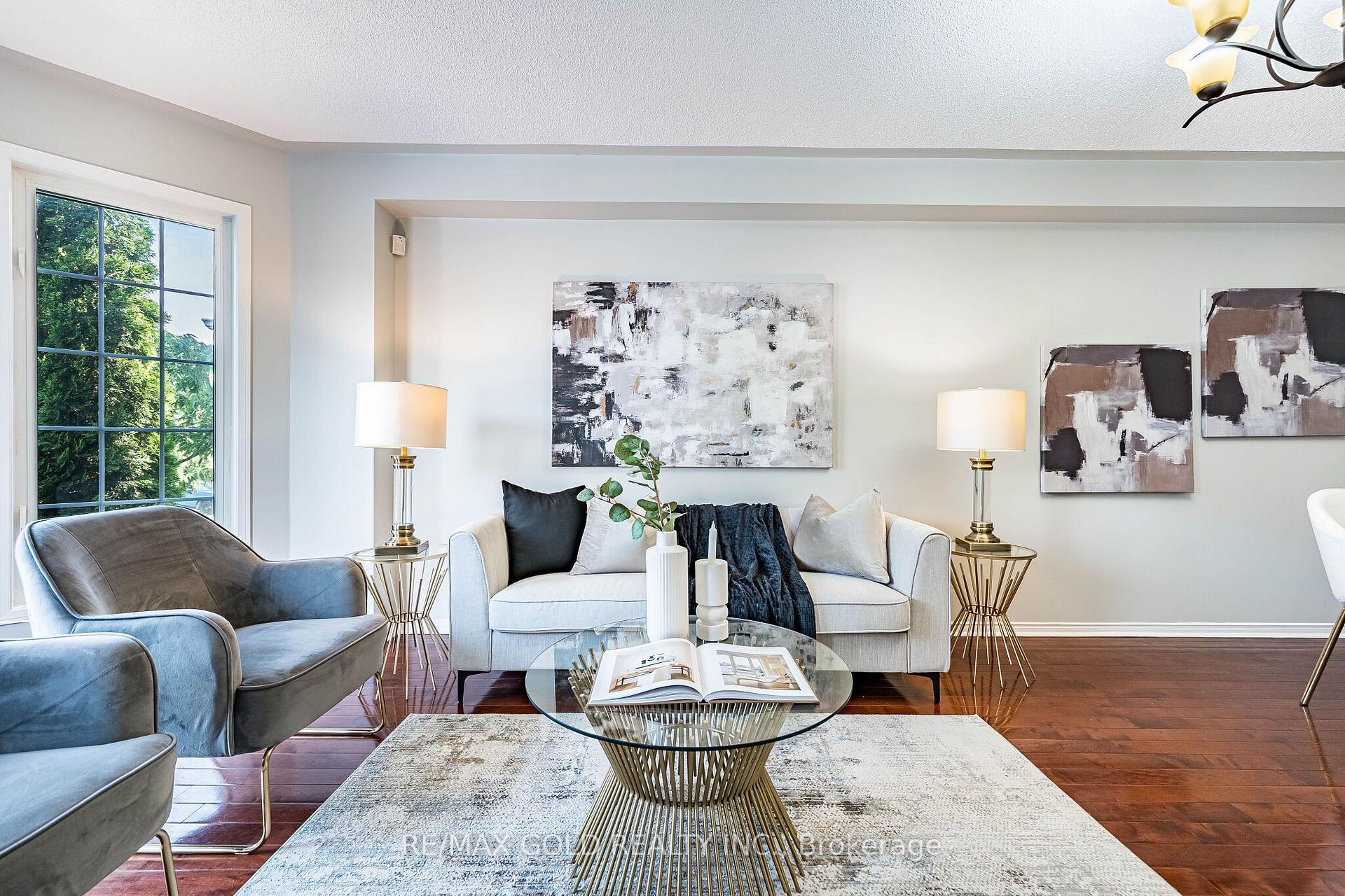 Photo 10 of 77 Schooner Drive, Brampton, Fletcher's Meadow — HOMEH