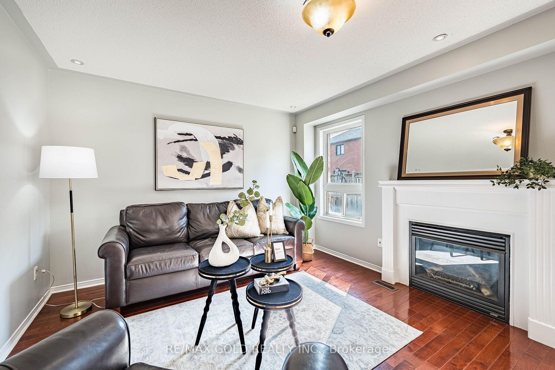 Photo 13 of 77 Schooner Drive, Brampton, Fletcher's Meadow — HOMEH