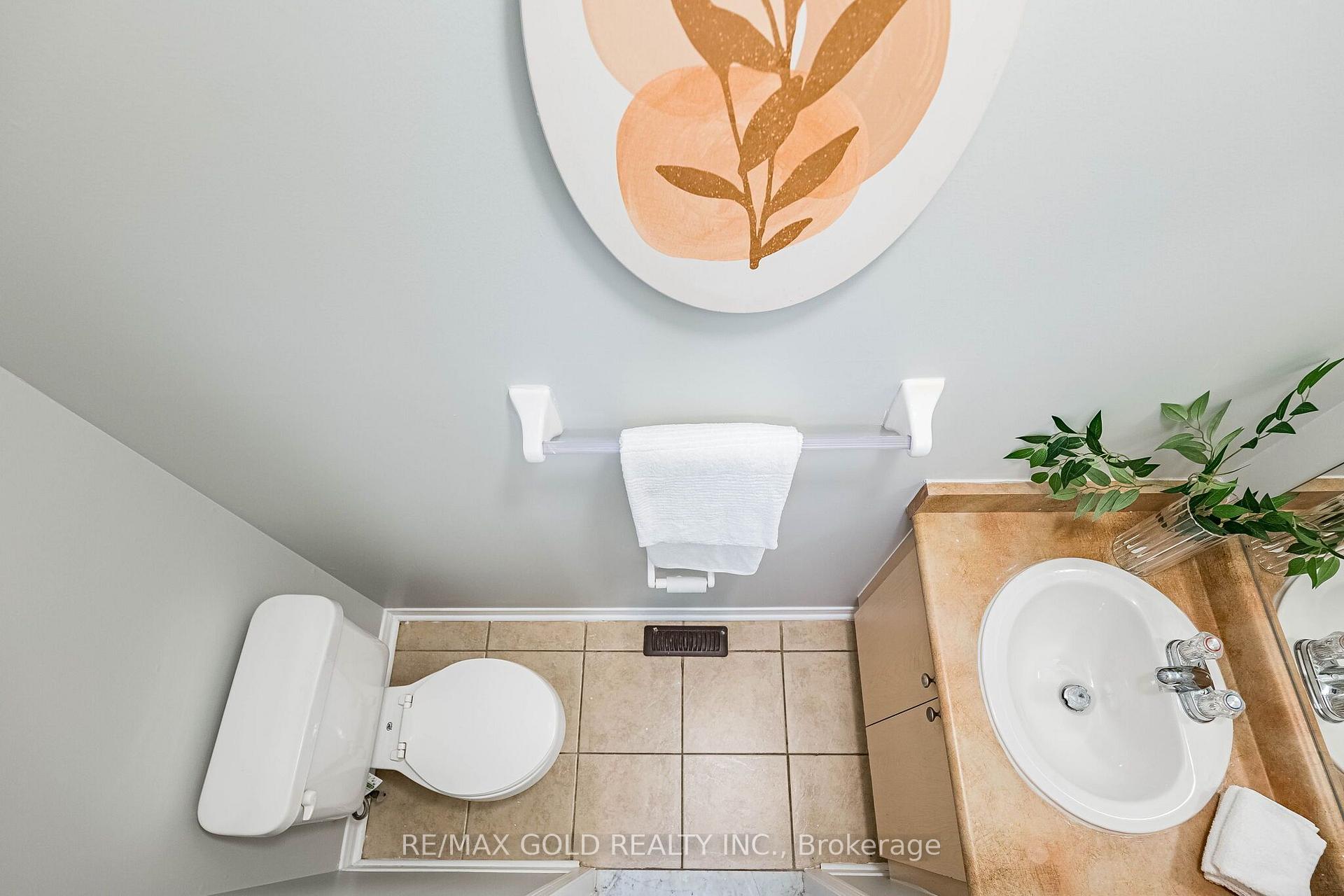 Photo 18 of 77 Schooner Drive, Brampton, Fletcher's Meadow — HOMEH