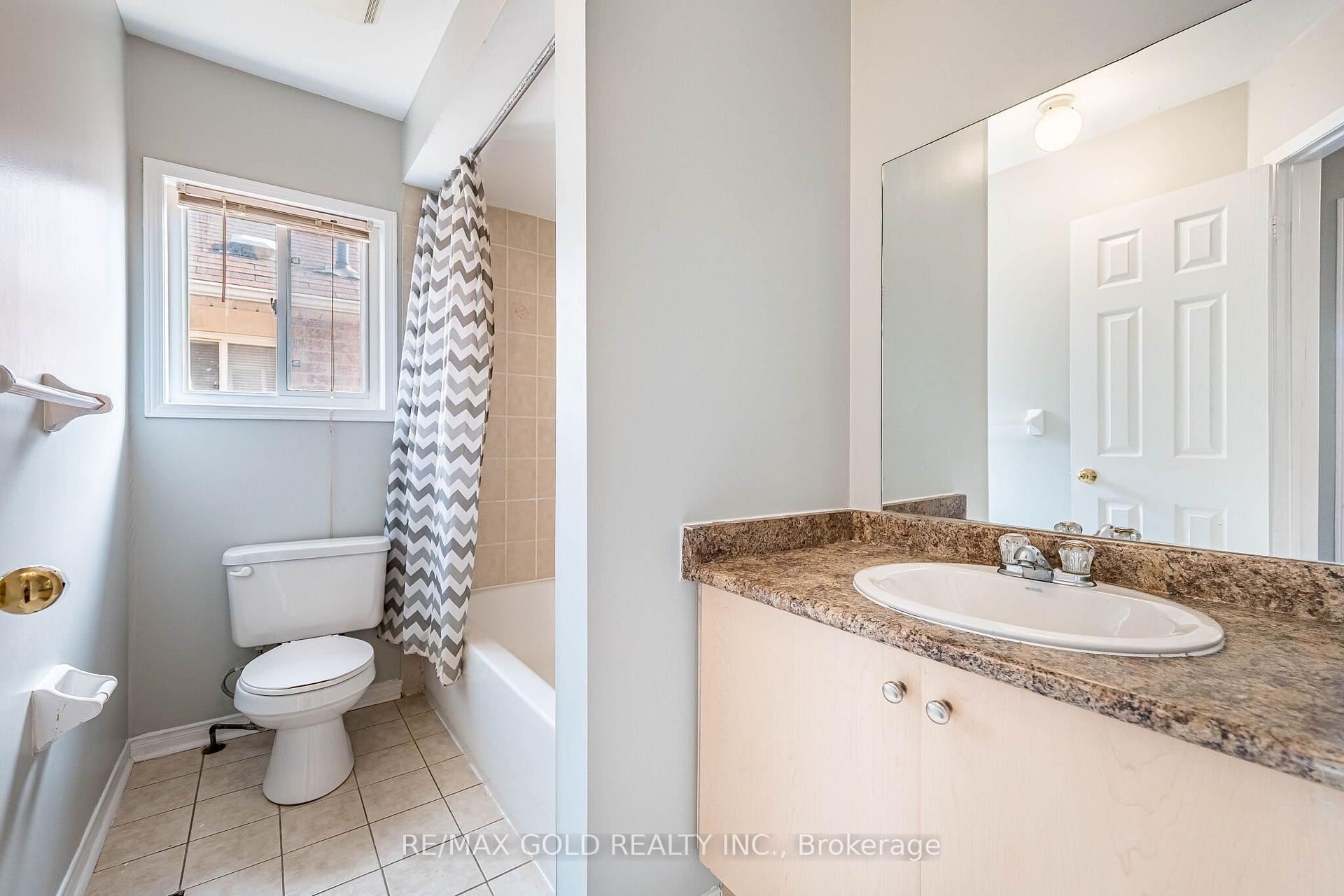 Photo 30 of 77 Schooner Drive, Brampton, Fletcher's Meadow — HOMEH