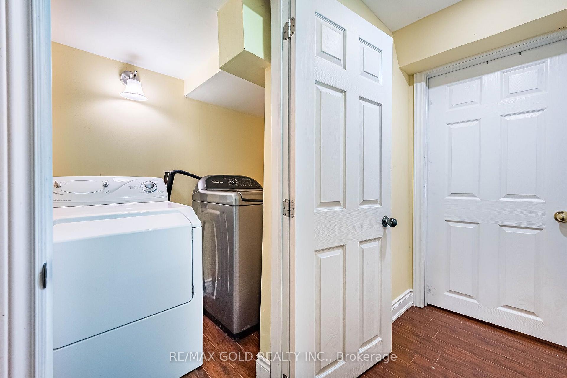 Photo 34 of 77 Schooner Drive, Brampton, Fletcher's Meadow — HOMEH
