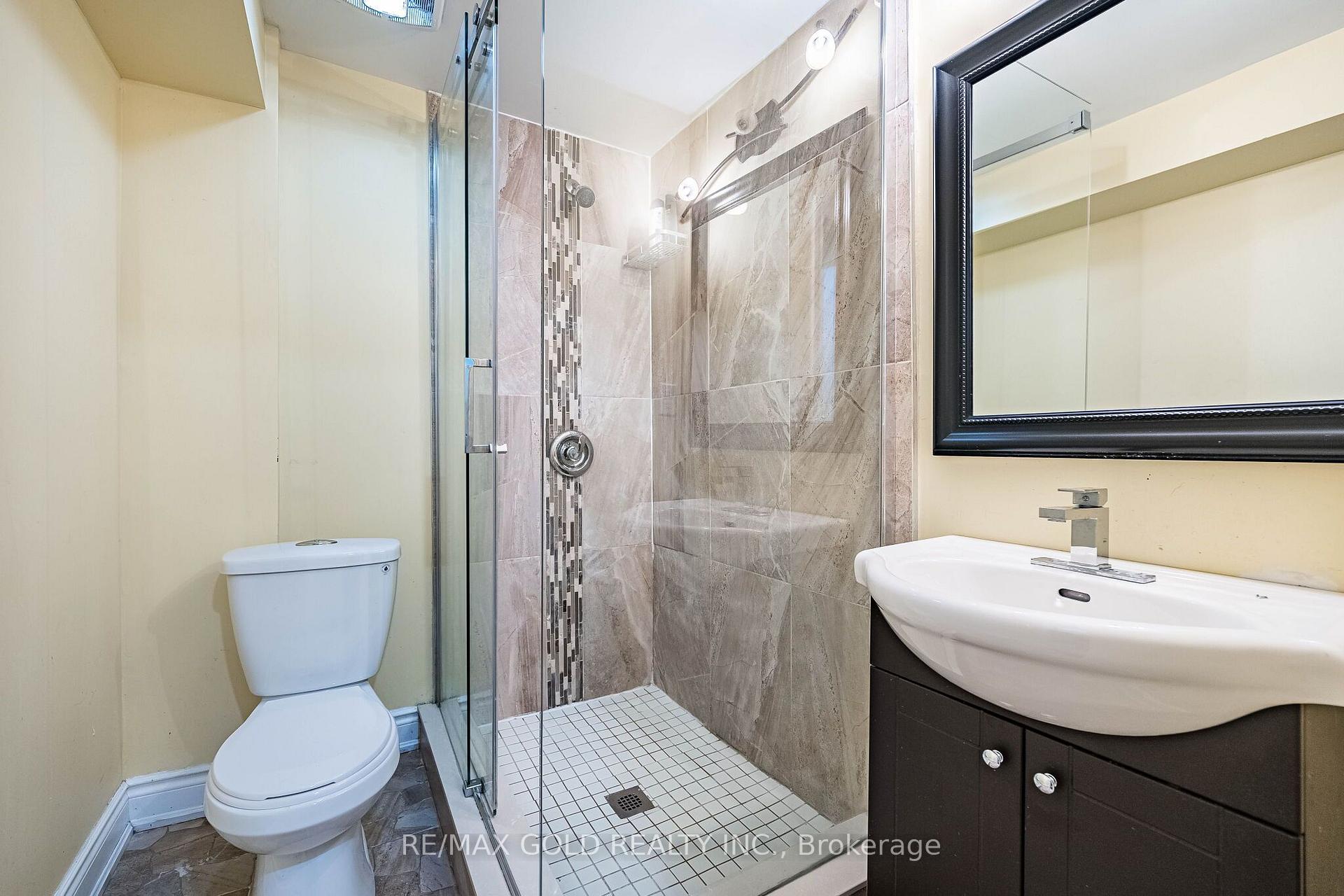 Photo 41 of 77 Schooner Drive, Brampton, Fletcher's Meadow — HOMEH