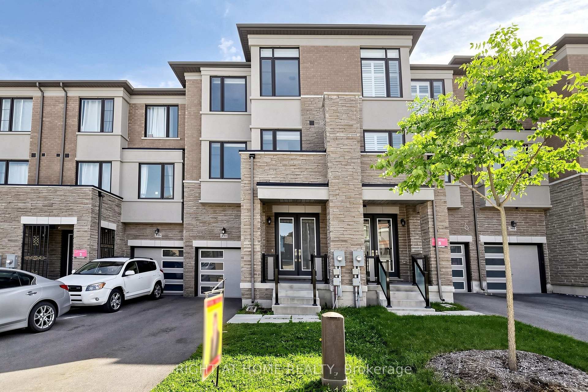 Photo of 954 Isaac Phillips Way