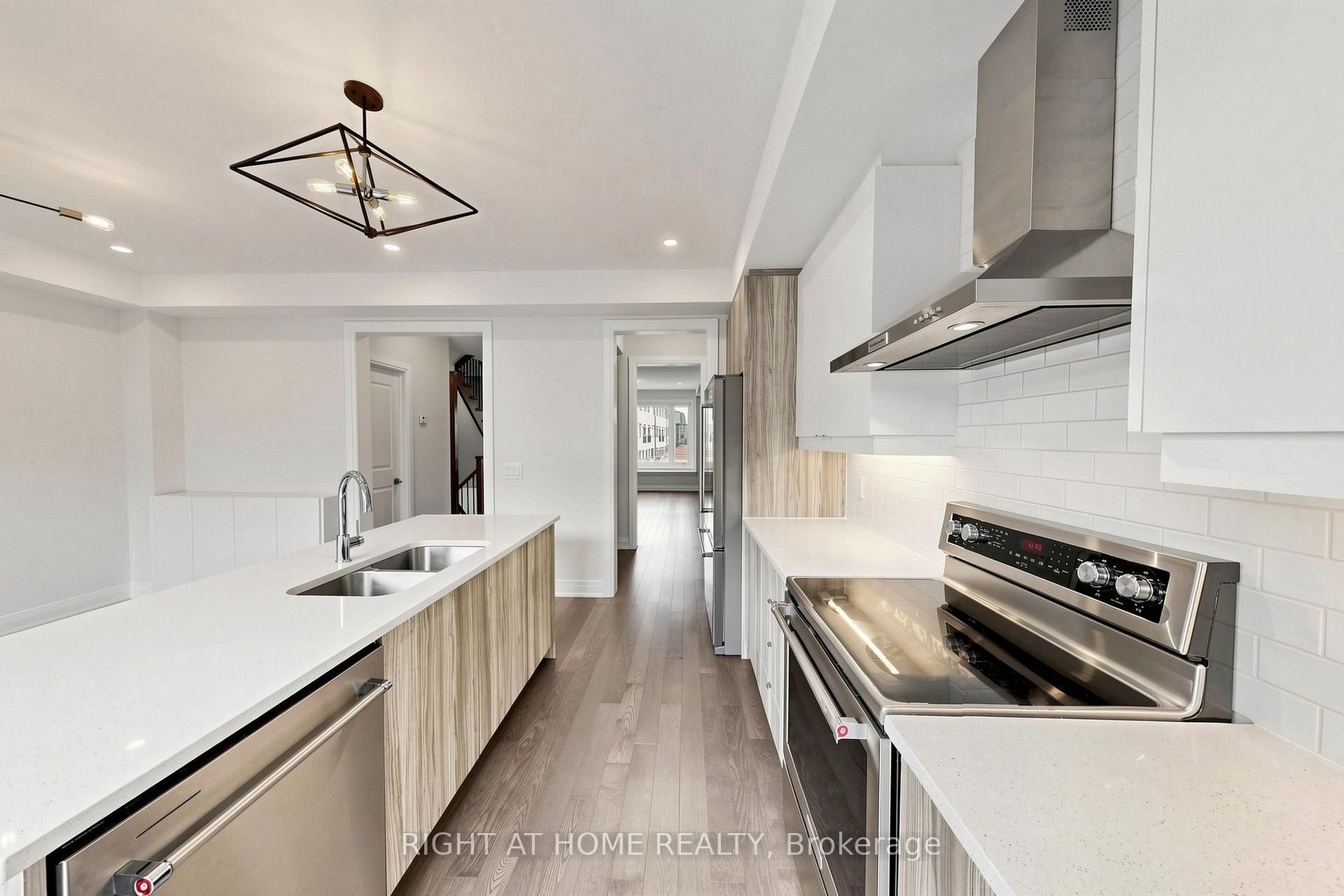 Photo 14 of 954 Isaac Phillips Way, Newmarket, Summerhill Estates — HOMEH