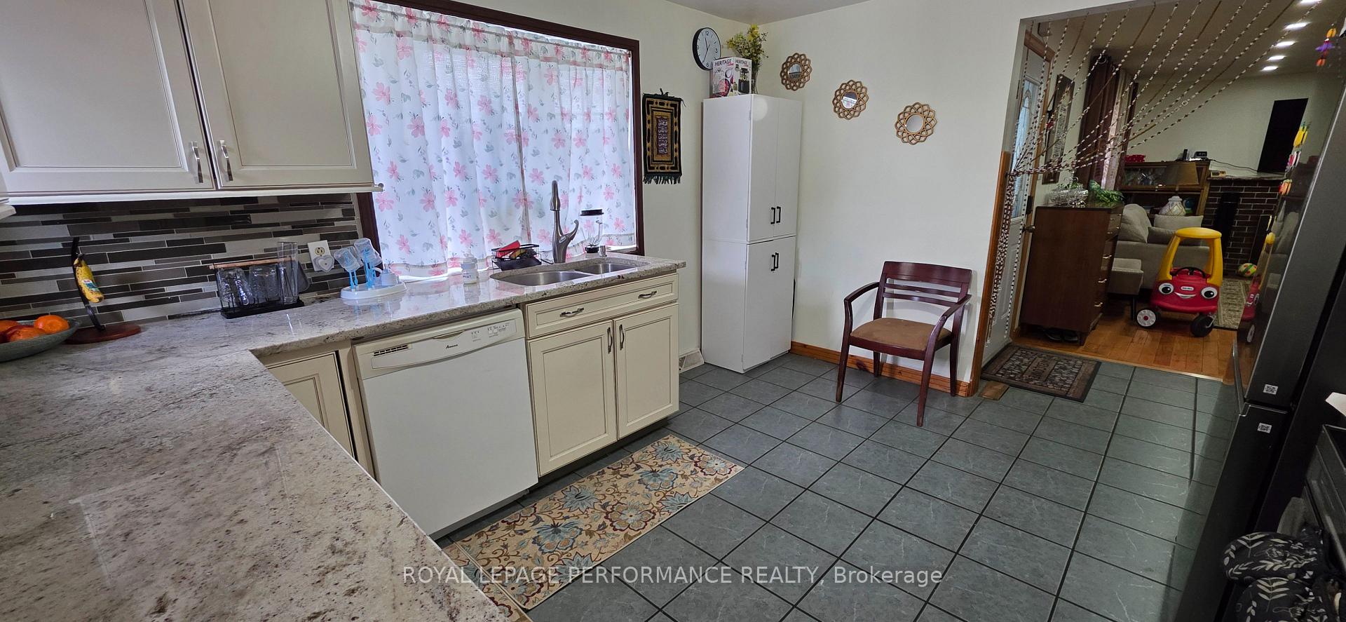 Photo 7 of 641 Burton Avenue, Cornwall, Cornwall — HOMEH