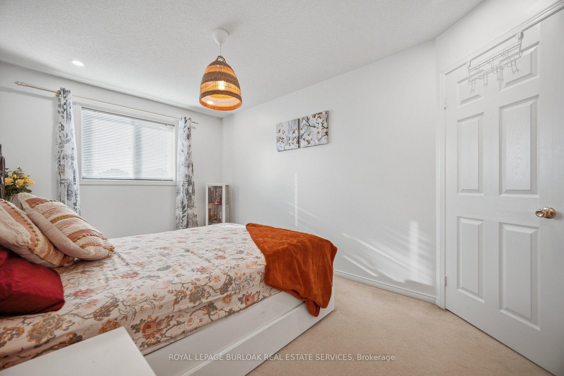 Photo 29 of 842 Upper Kenilworth Avenue, Hamilton, Lisgar — HOMEH