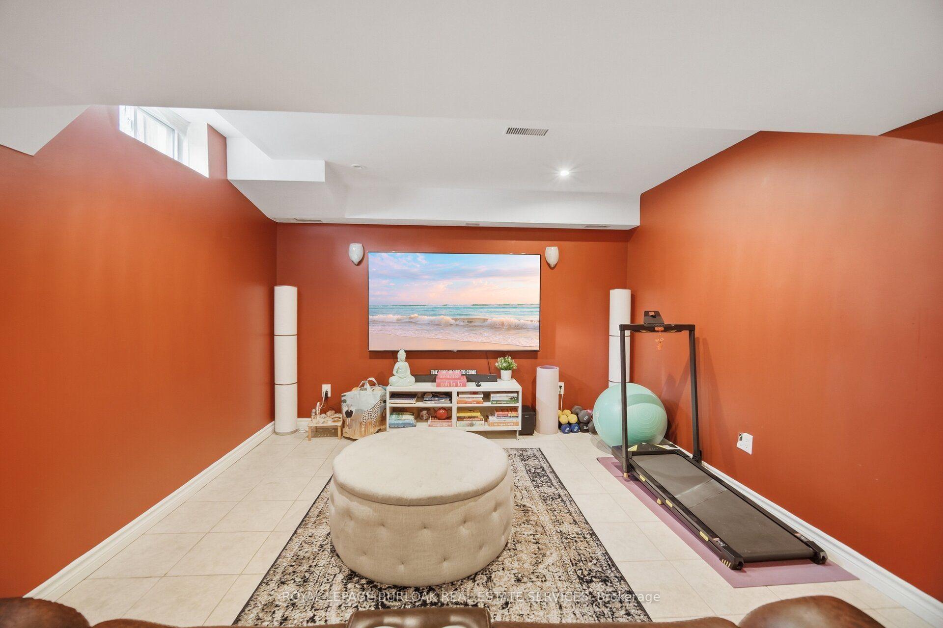 Photo 36 of 842 Upper Kenilworth Avenue, Hamilton, Lisgar — HOMEH