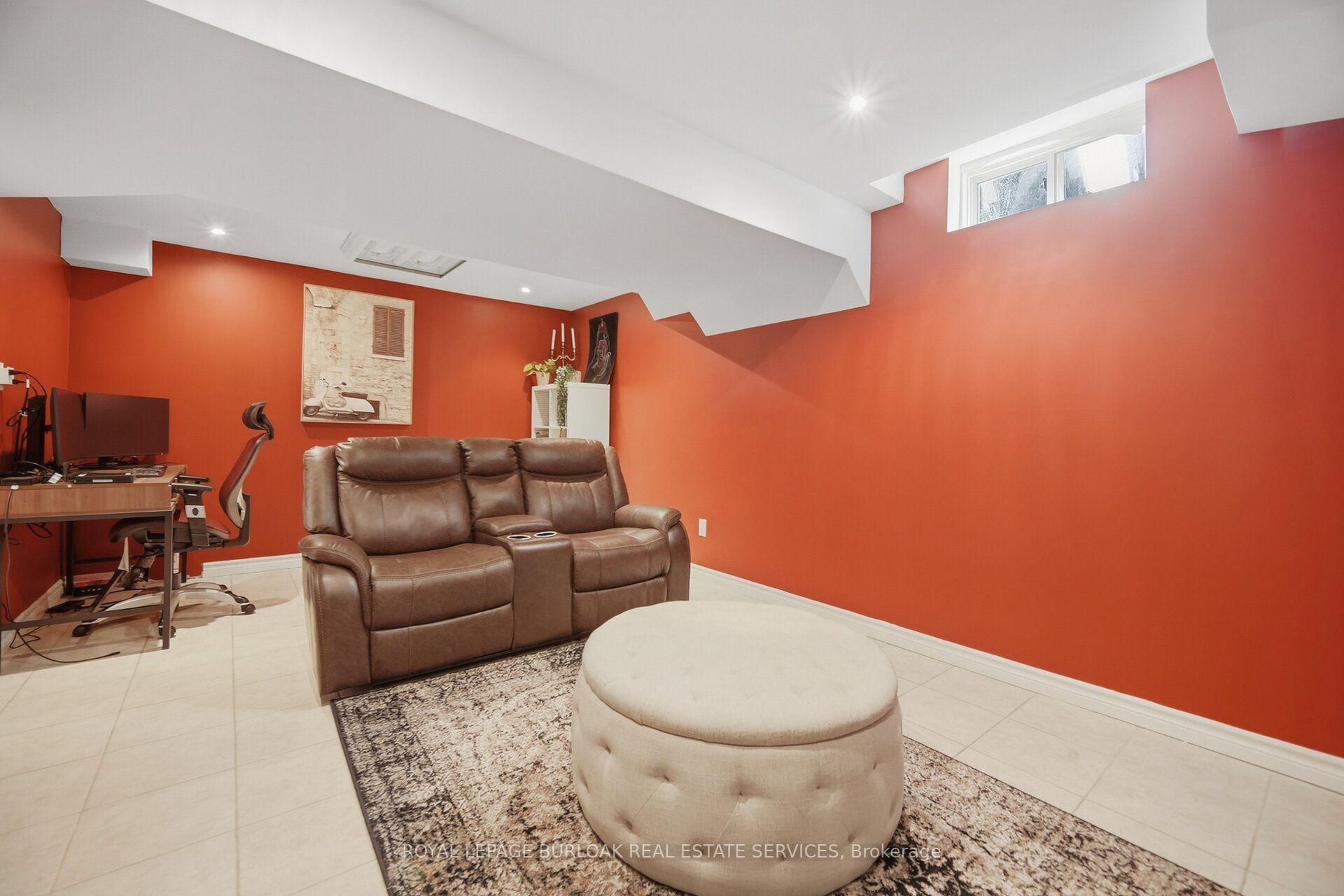 Photo 37 of 842 Upper Kenilworth Avenue, Hamilton, Lisgar — HOMEH