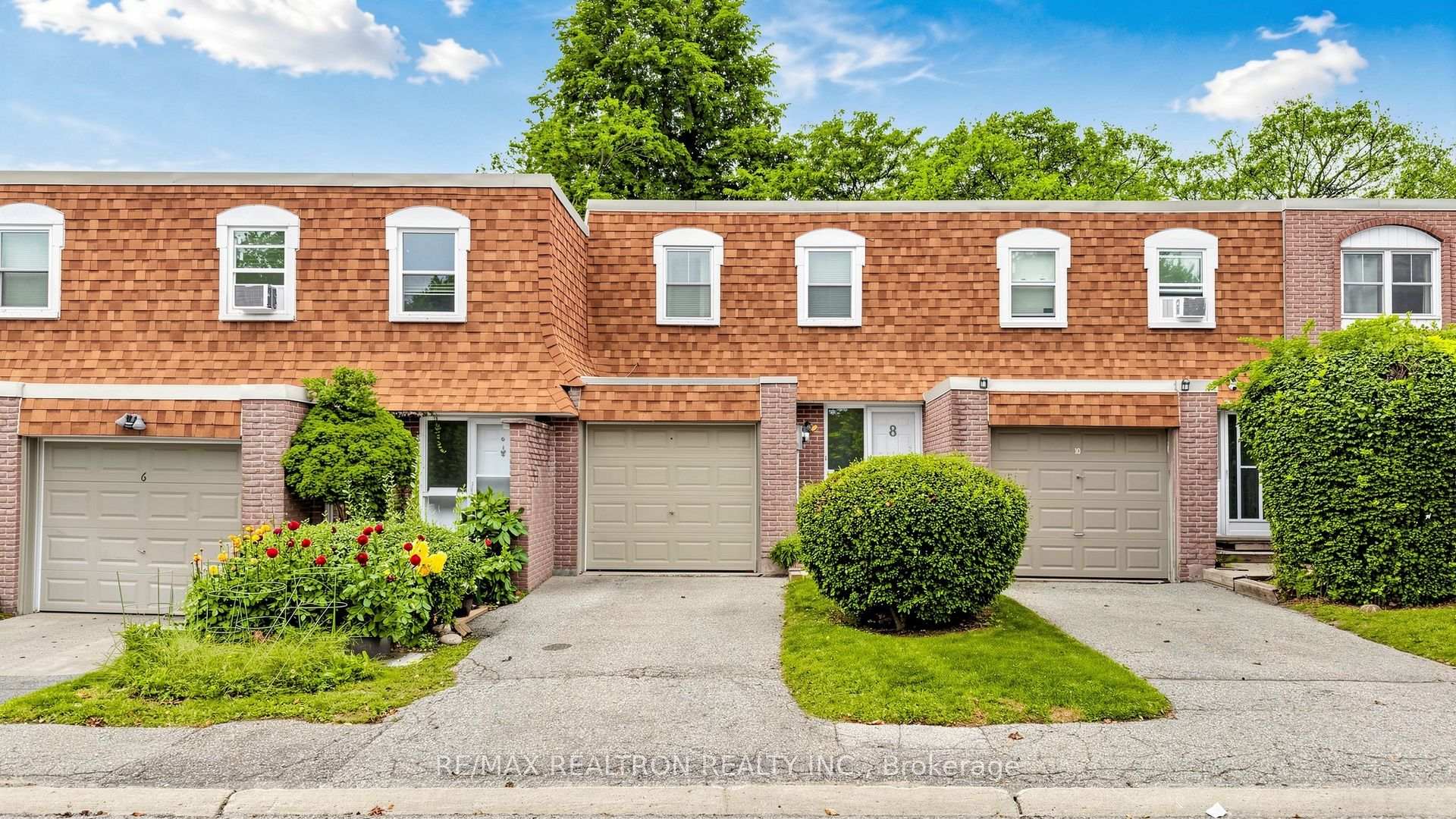 Front of Unit 8, 850 Huntingwood Drive