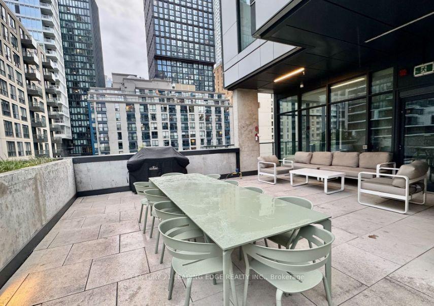 Photo 14 of Unit 2703, 65 Mutual Street, Toronto, Church-Yonge Corridor — HOMEH