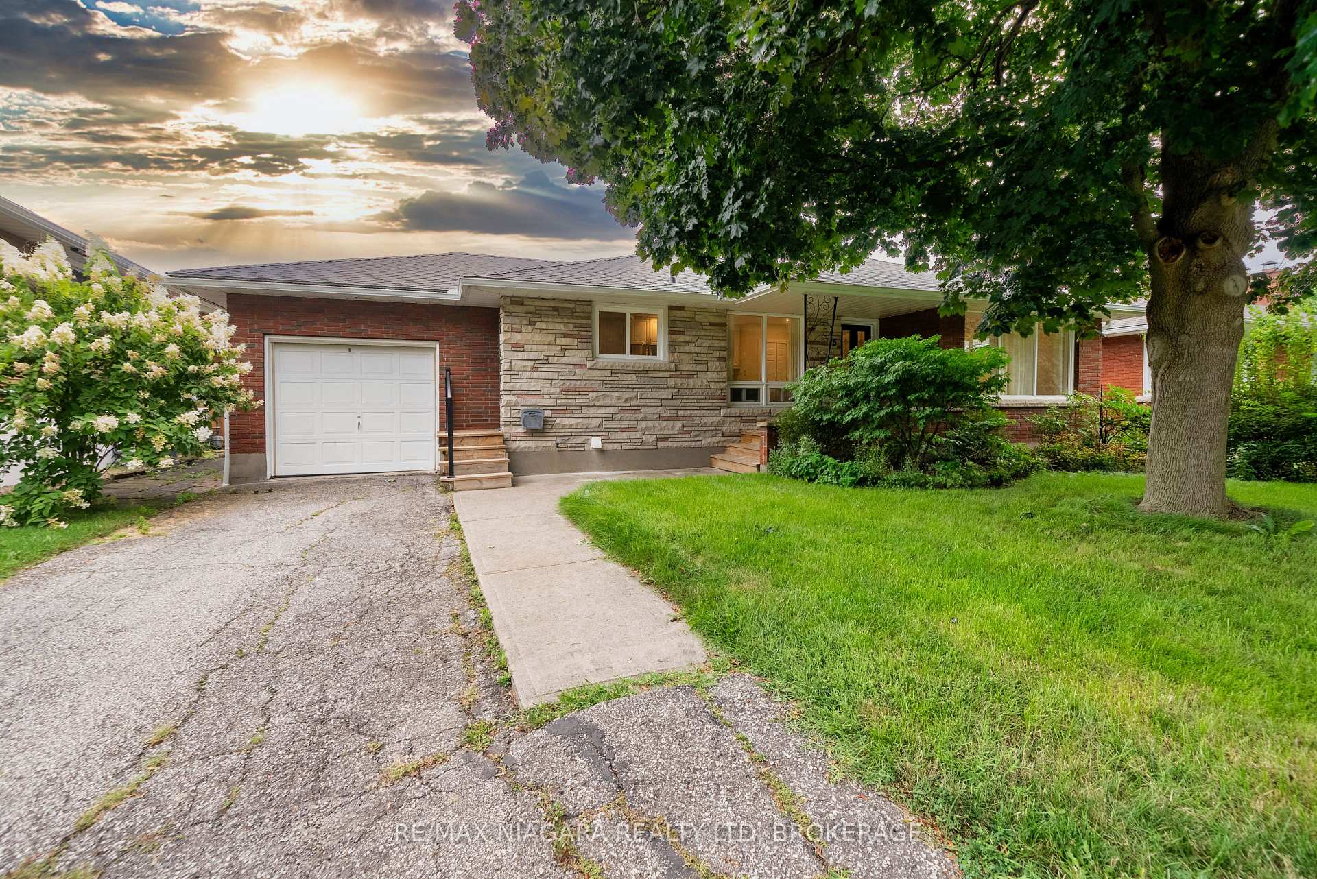 Photo of 15 Springbank Drive