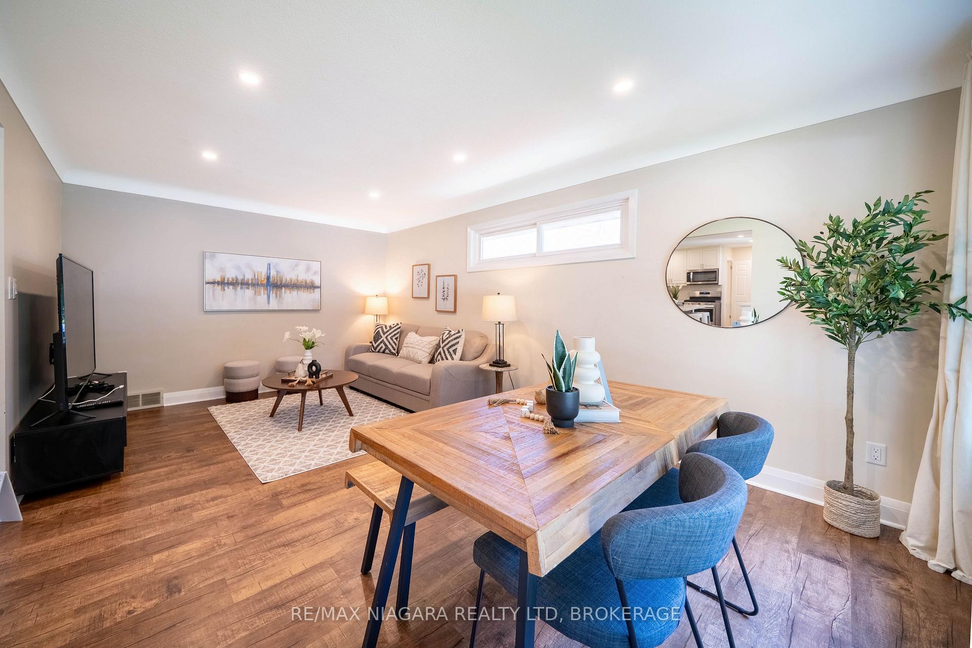 Photo 15 of 15 Springbank Drive, St. Catharines, Ridley — HOMEH