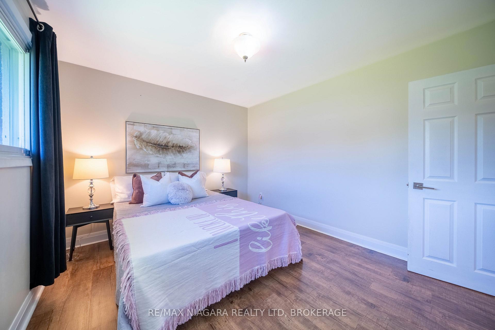 Photo 27 of 15 Springbank Drive, St. Catharines, Ridley — HOMEH
