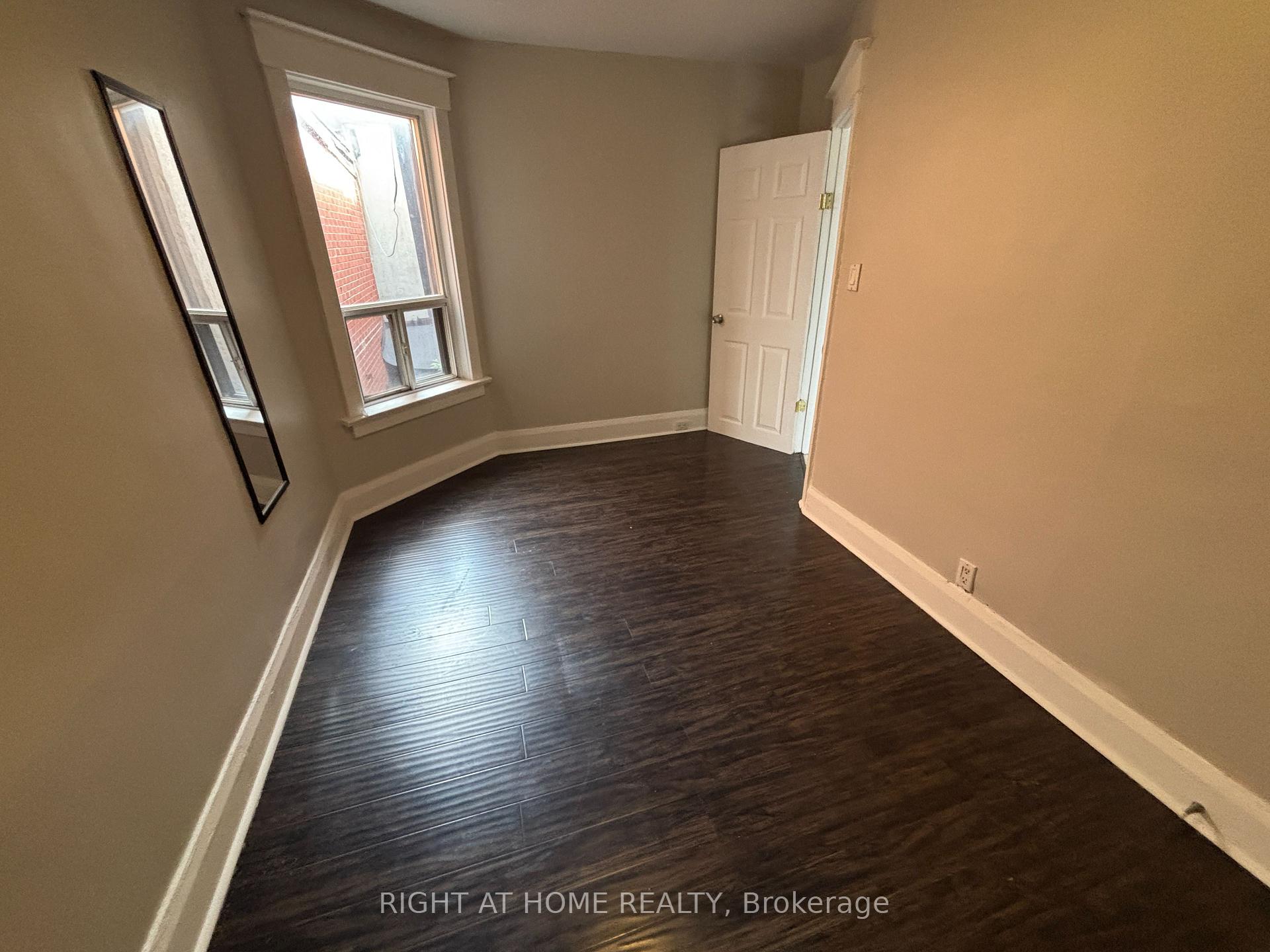 Photo 8 of Unit Upper B, 507 Oakwood Avenue, Toronto, Oakwood Village — HOMEH