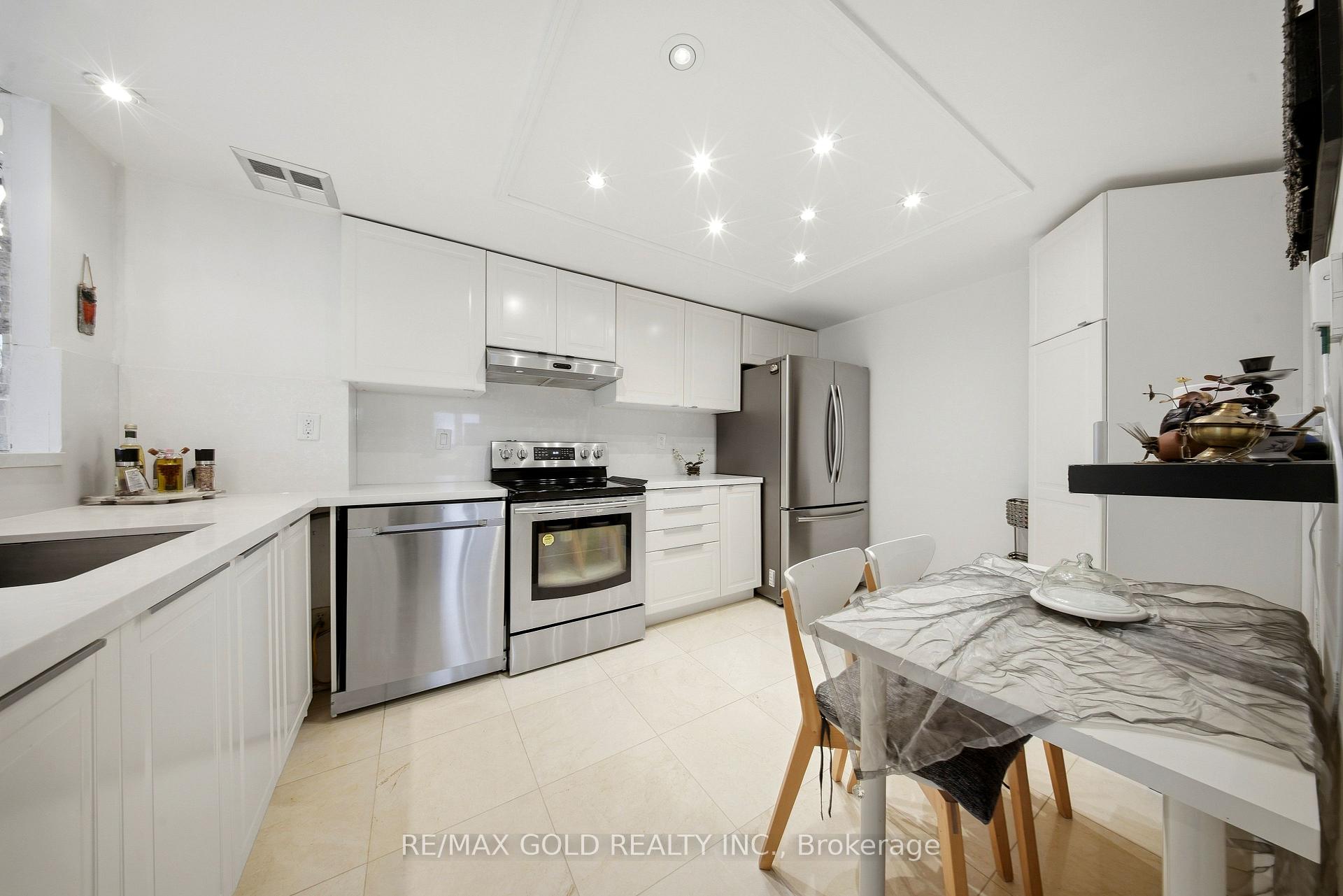 Photo 14 of Unit 2701, 8 Lisa Street, Brampton, Queen Street Corridor — HOMEH