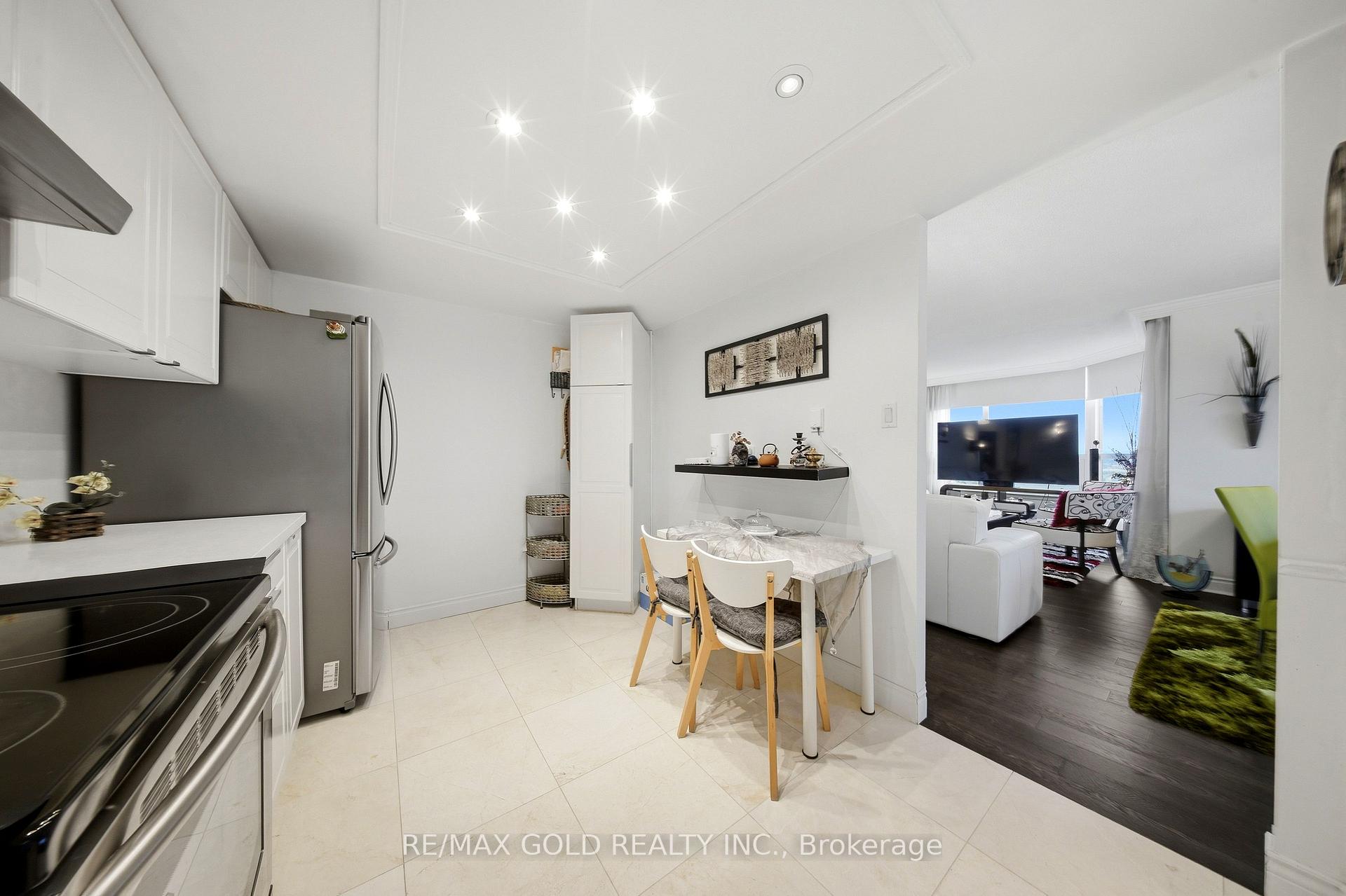 Photo 15 of Unit 2701, 8 Lisa Street, Brampton, Queen Street Corridor — HOMEH
