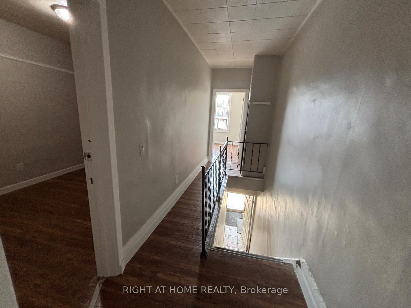 Photo 14 of Unit Upper, 505 Oakwood Avenue, Toronto, Oakwood Village — HOMEH