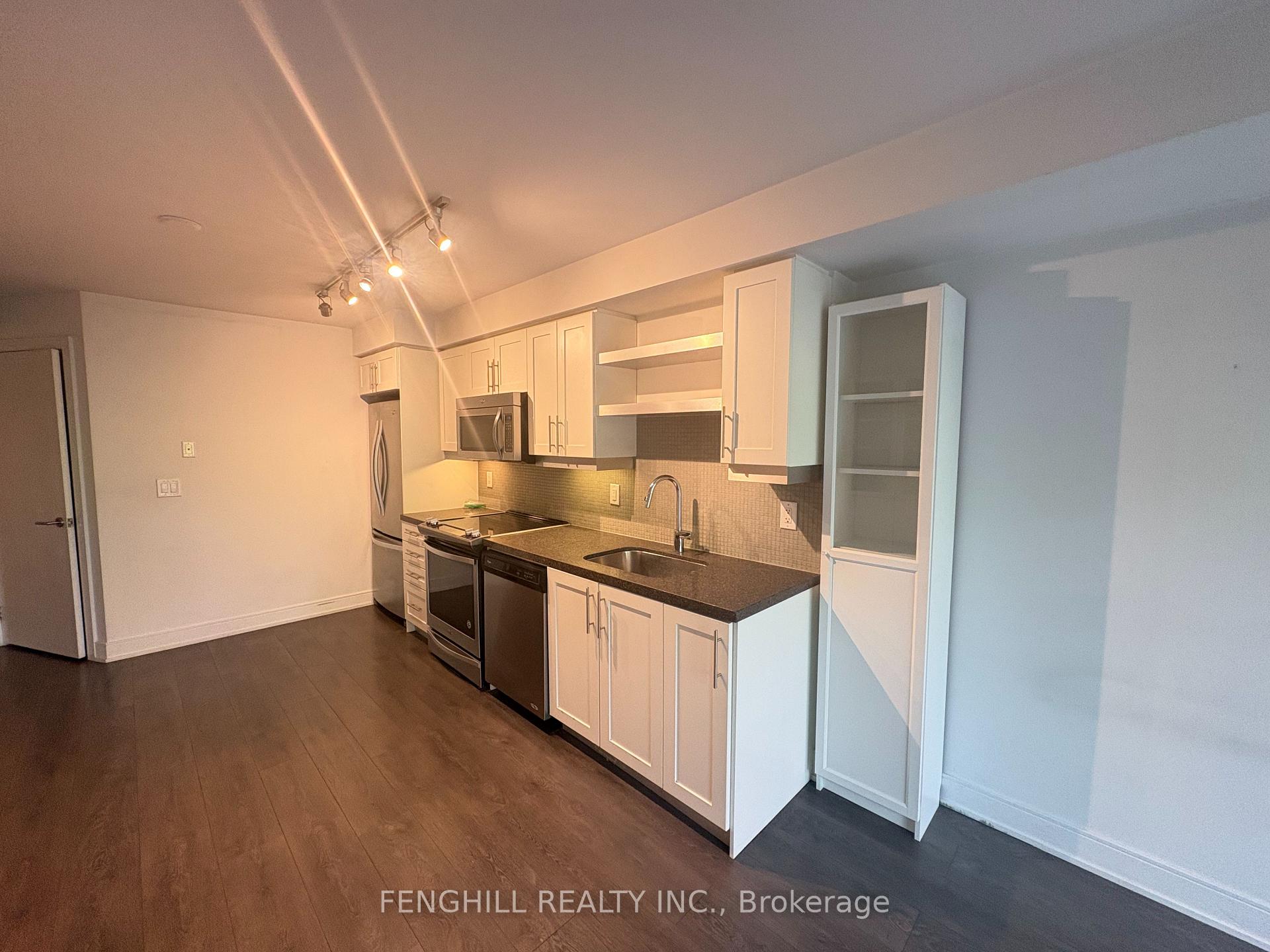 Photo 4 of Unit 322, 525 Adelaide Street W, Toronto, Waterfront Communities — HOMEH
